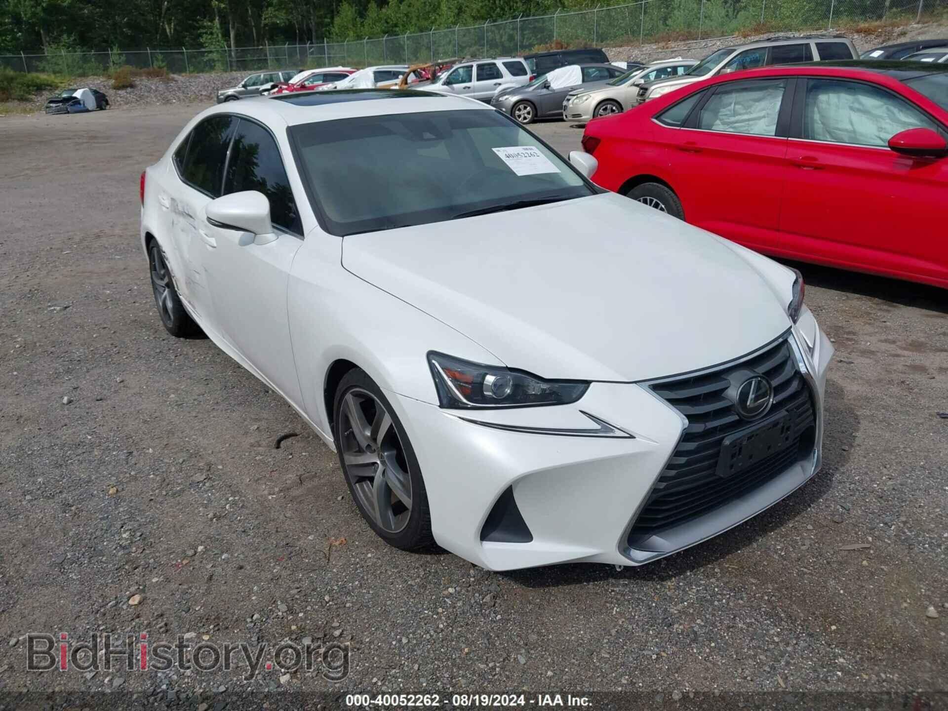 Photo JTHCM1D25H5023936 - LEXUS IS 300 2017