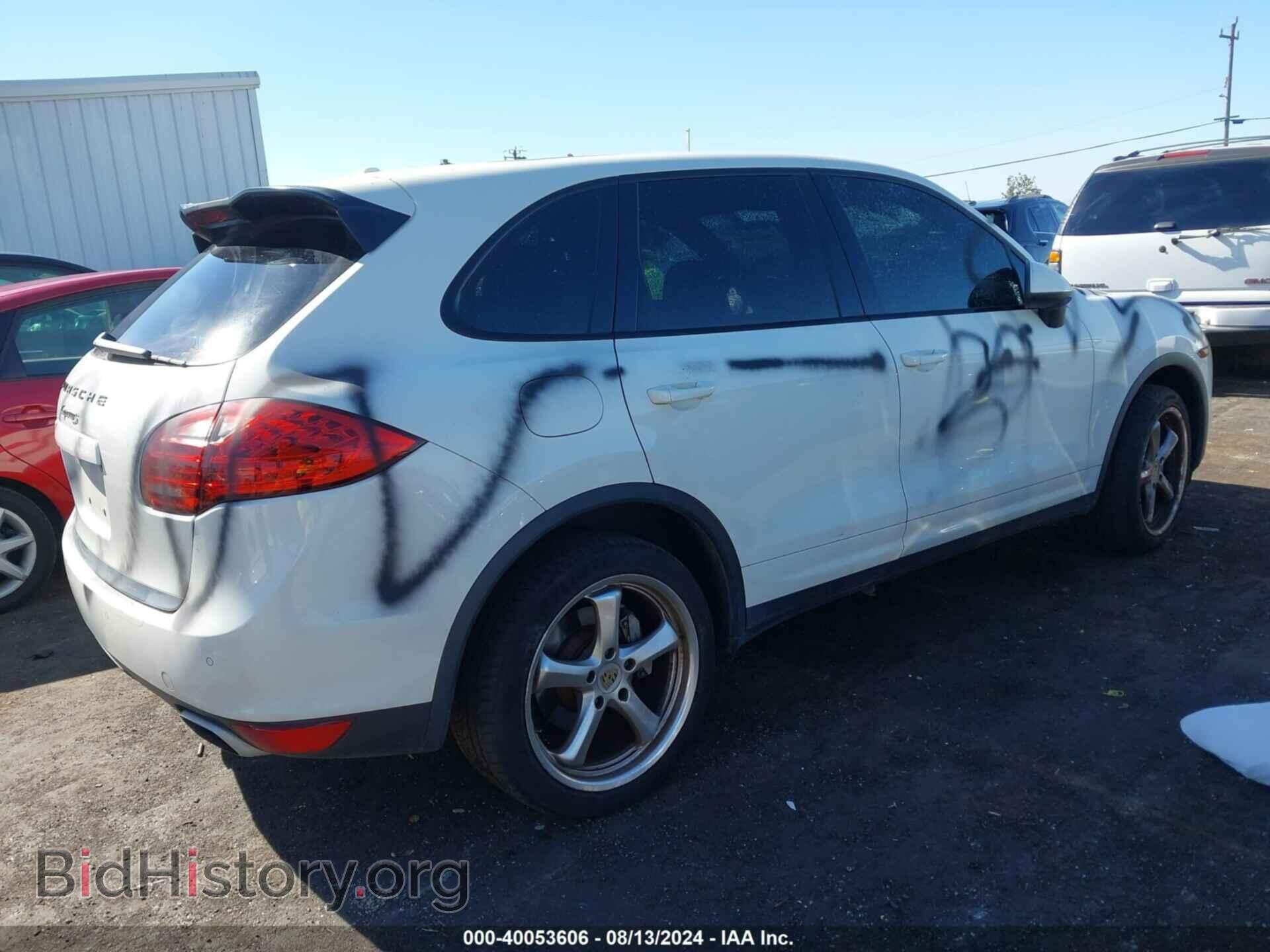 2011 PORSCHE CAYENNE - VIN: WP1AB2A2XBLA55761 - Фото 4