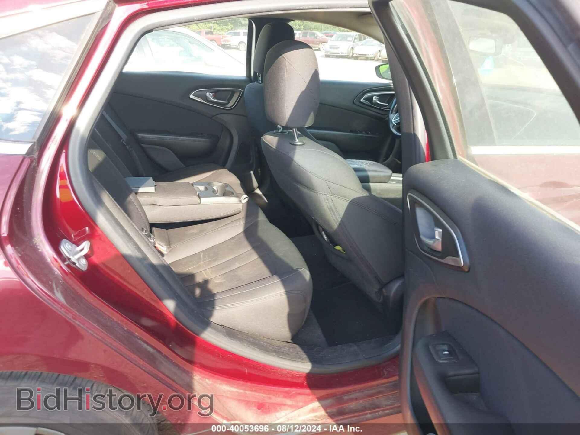 2015 CHRYSLER 200 - VIN: 1C3CCCAB6FN666611 - Фото 8