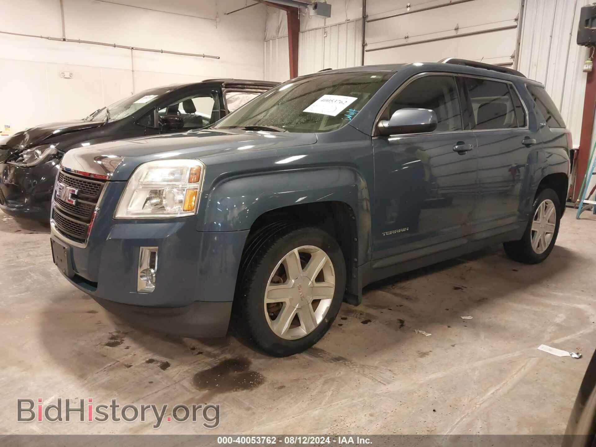 2011 GMC TERRAIN - VIN: 2CTALSEC1B6450278 - Photo 2