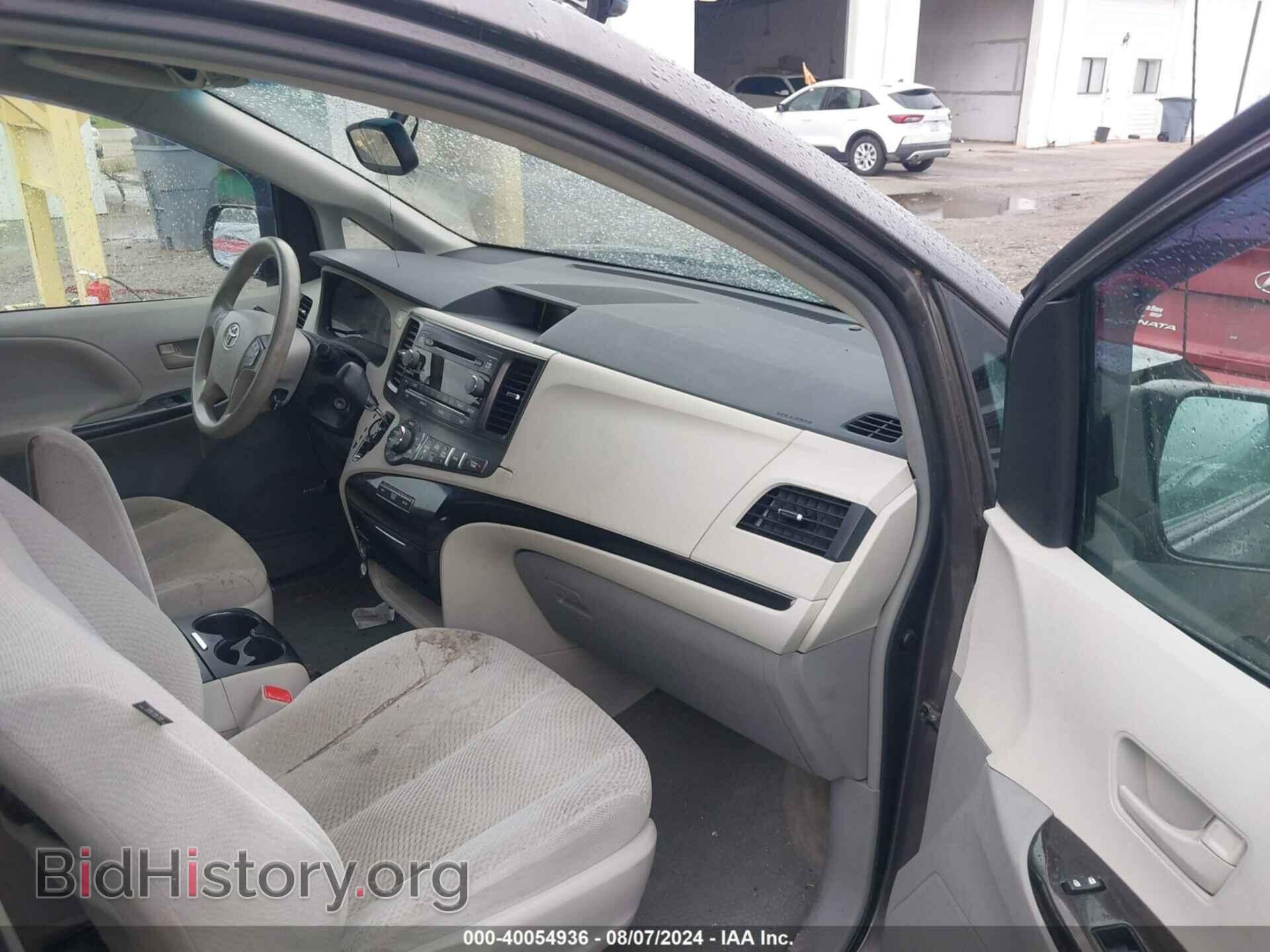 2013 TOYOTA SIENNA - VIN: 5TDKK3DC8DS366638 - Фото 5
