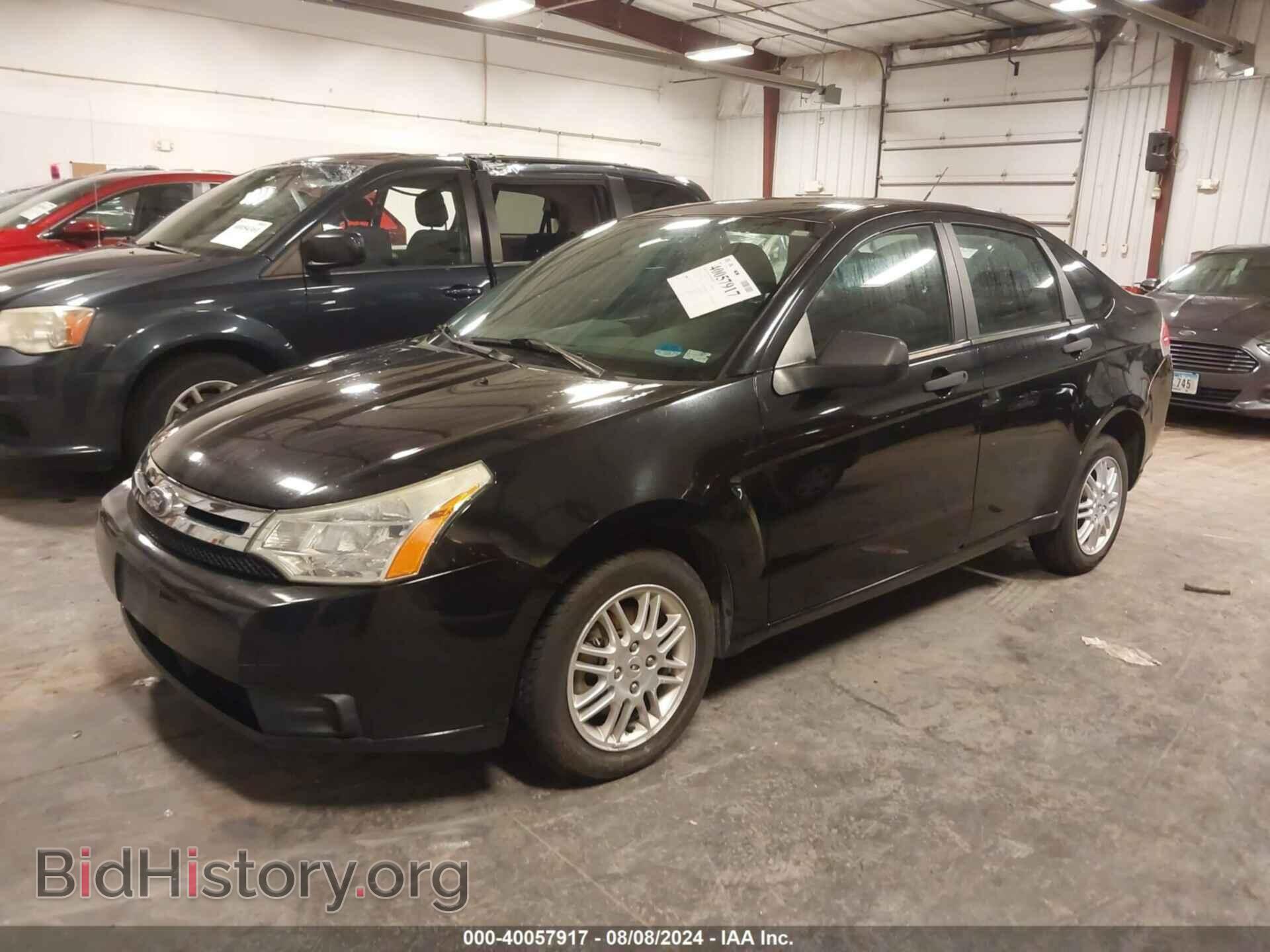 2011 FORD FOCUS - VIN: 1FAHP3FN7BW153001 - Фото 2