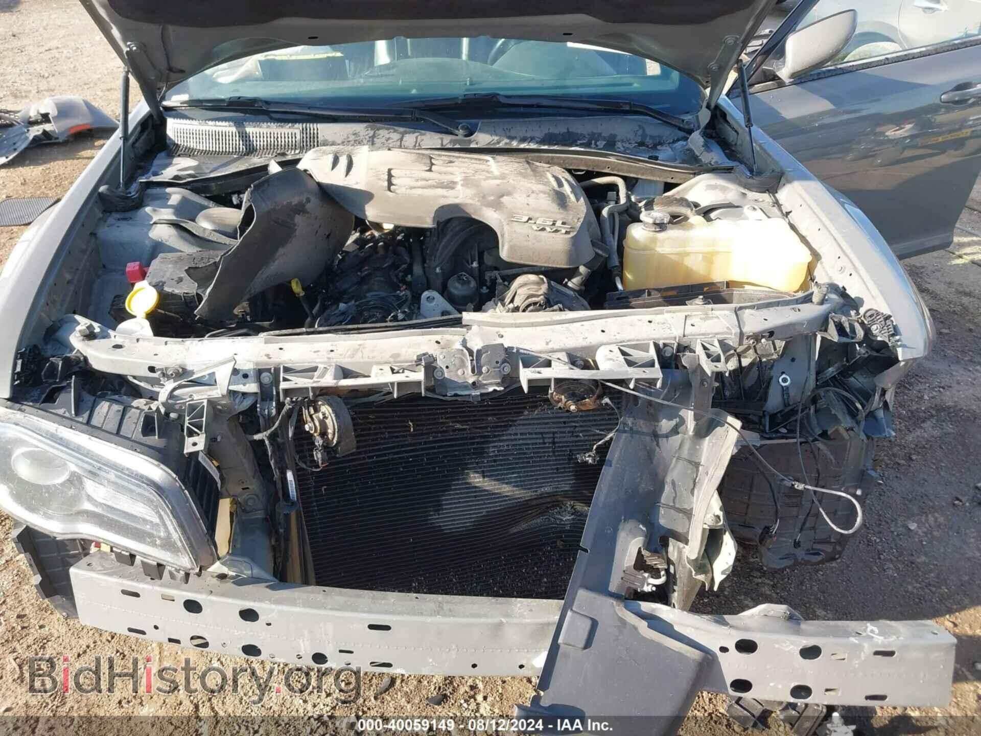 2019 CHRYSLER 300 - VIN: 2C3CCABG8KH515660 - Фото 10