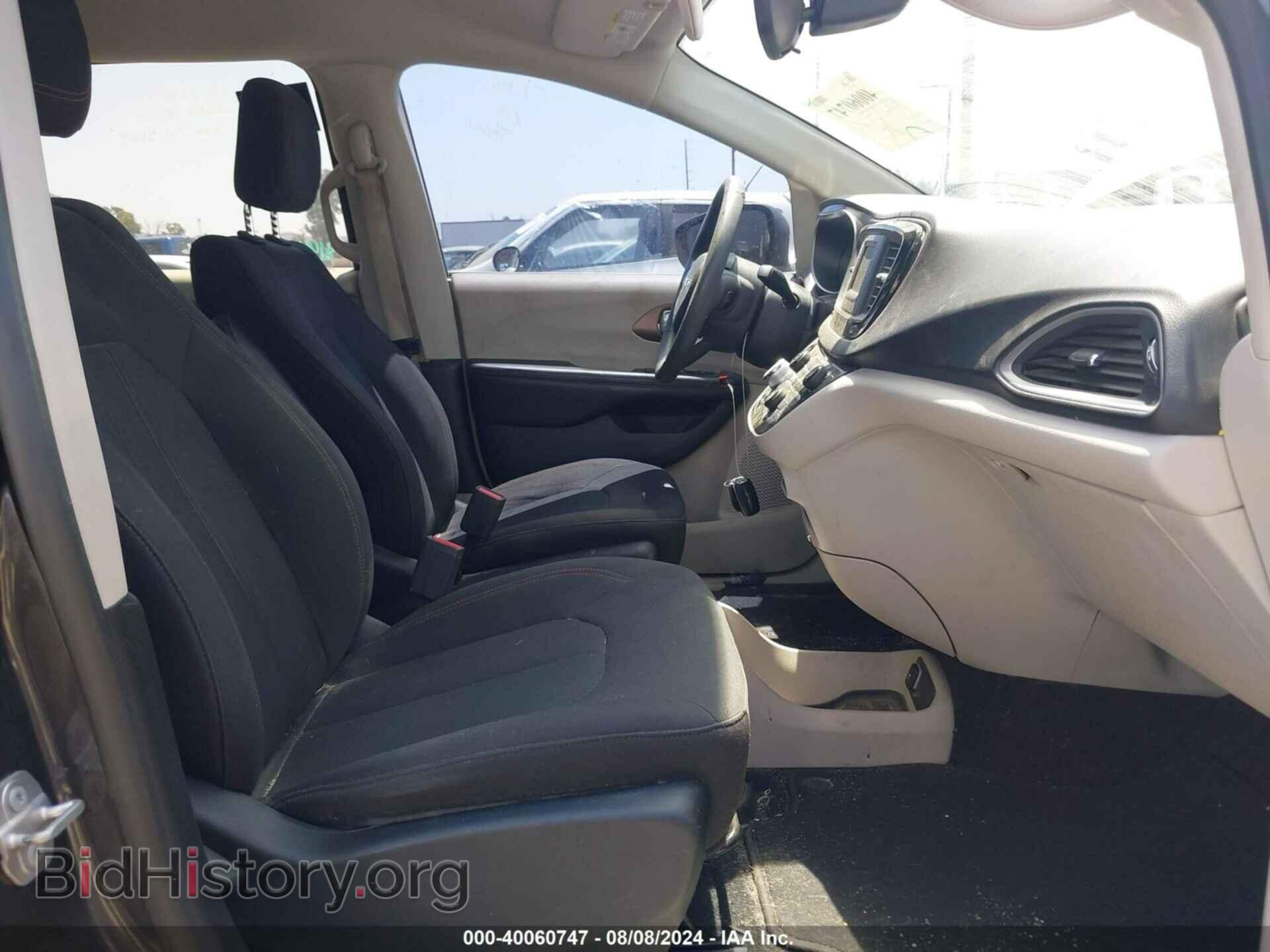2017 CHRYSLER PACIFICA - VIN: 2C4RC1CG1HR840433 - Photo 5