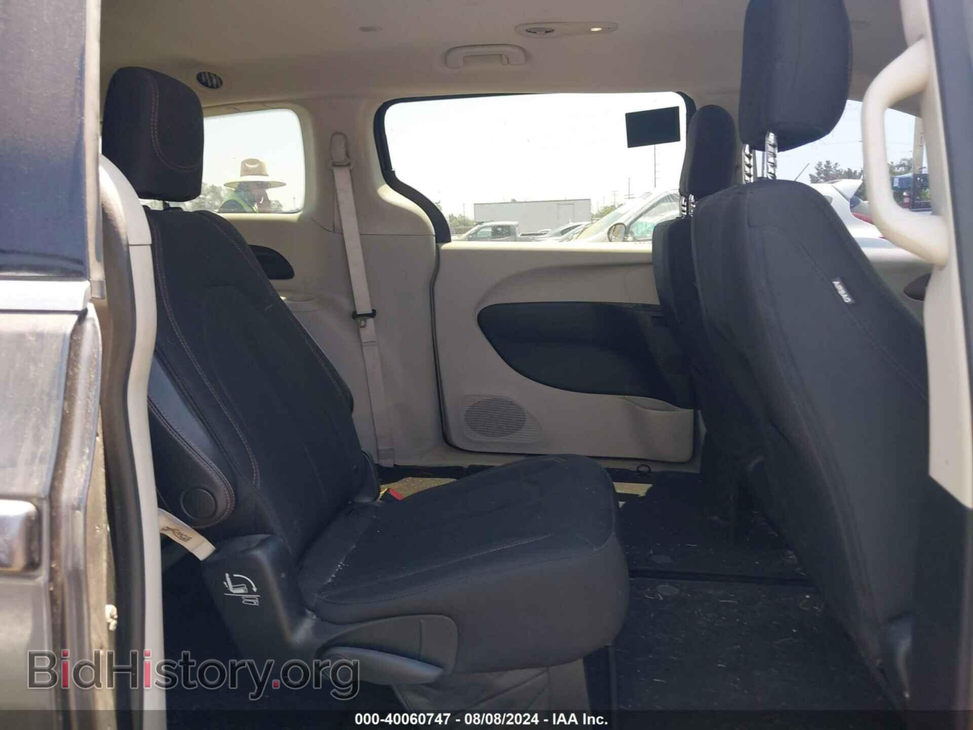 2017 CHRYSLER PACIFICA - VIN: 2C4RC1CG1HR840433 - Photo 8