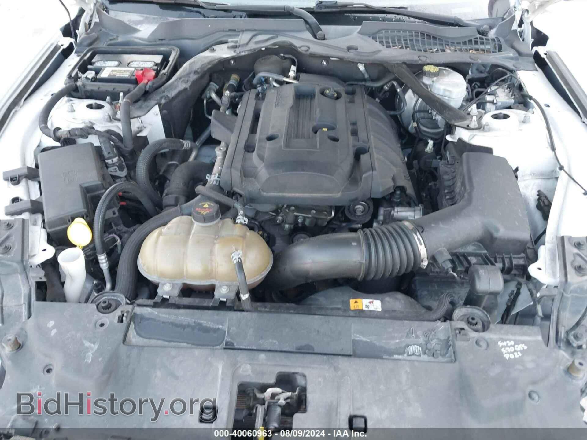 2018 FORD MUSTANG - VIN: 1FATP8UH4J5124287 - Фото 10