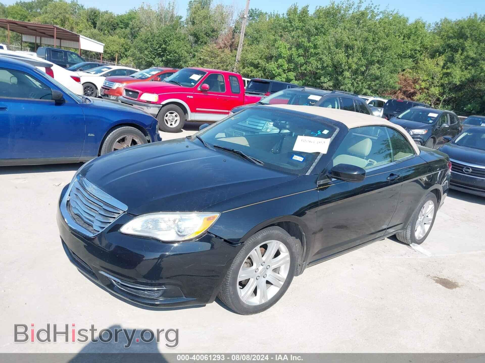 2011 CHRYSLER 200 - VIN: 1C3BC2EG1BN578040 - Фото 2
