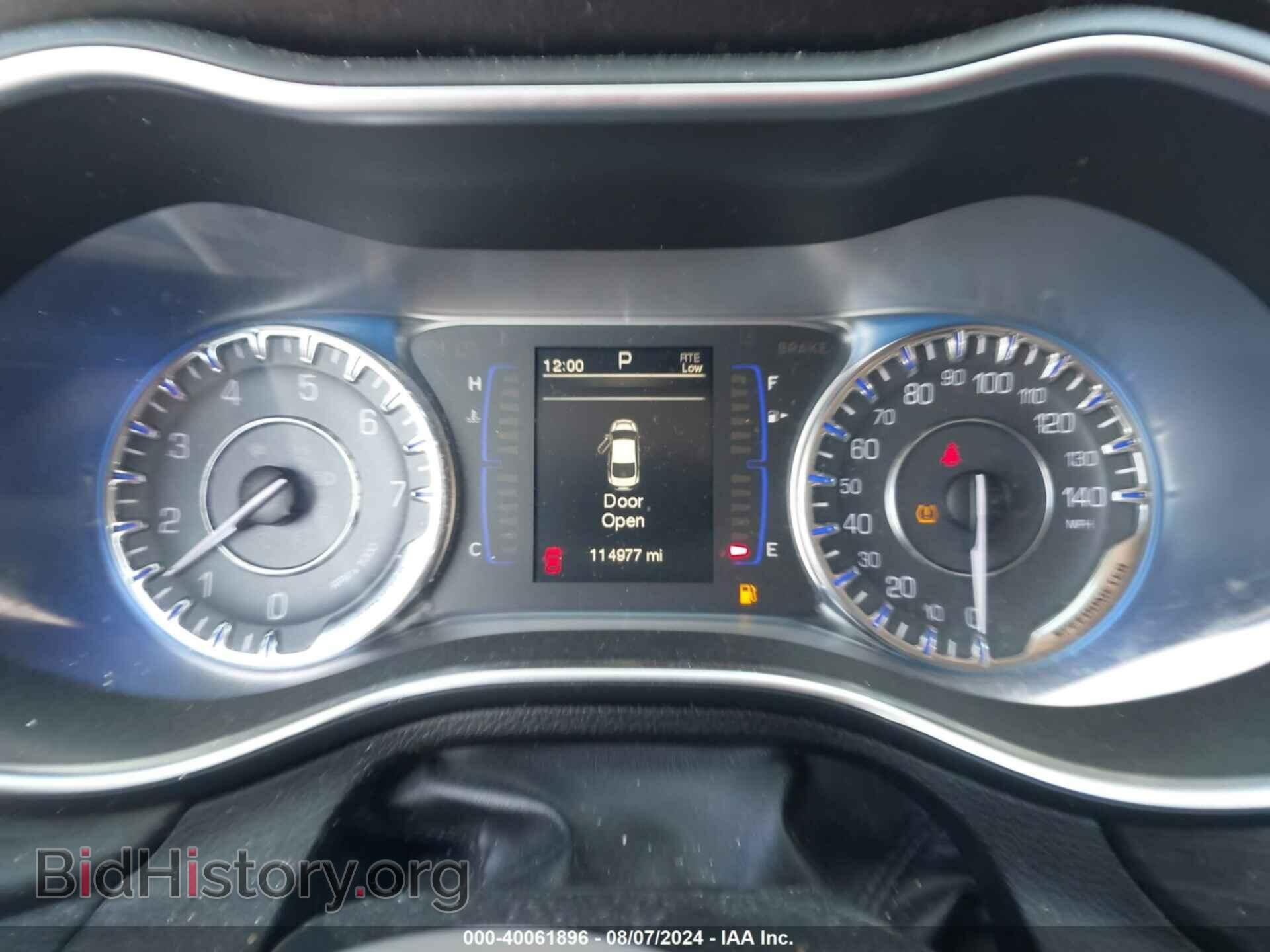 2015 CHRYSLER 200 - VIN: 1C3CCCAB1FN611063 - Фото 7