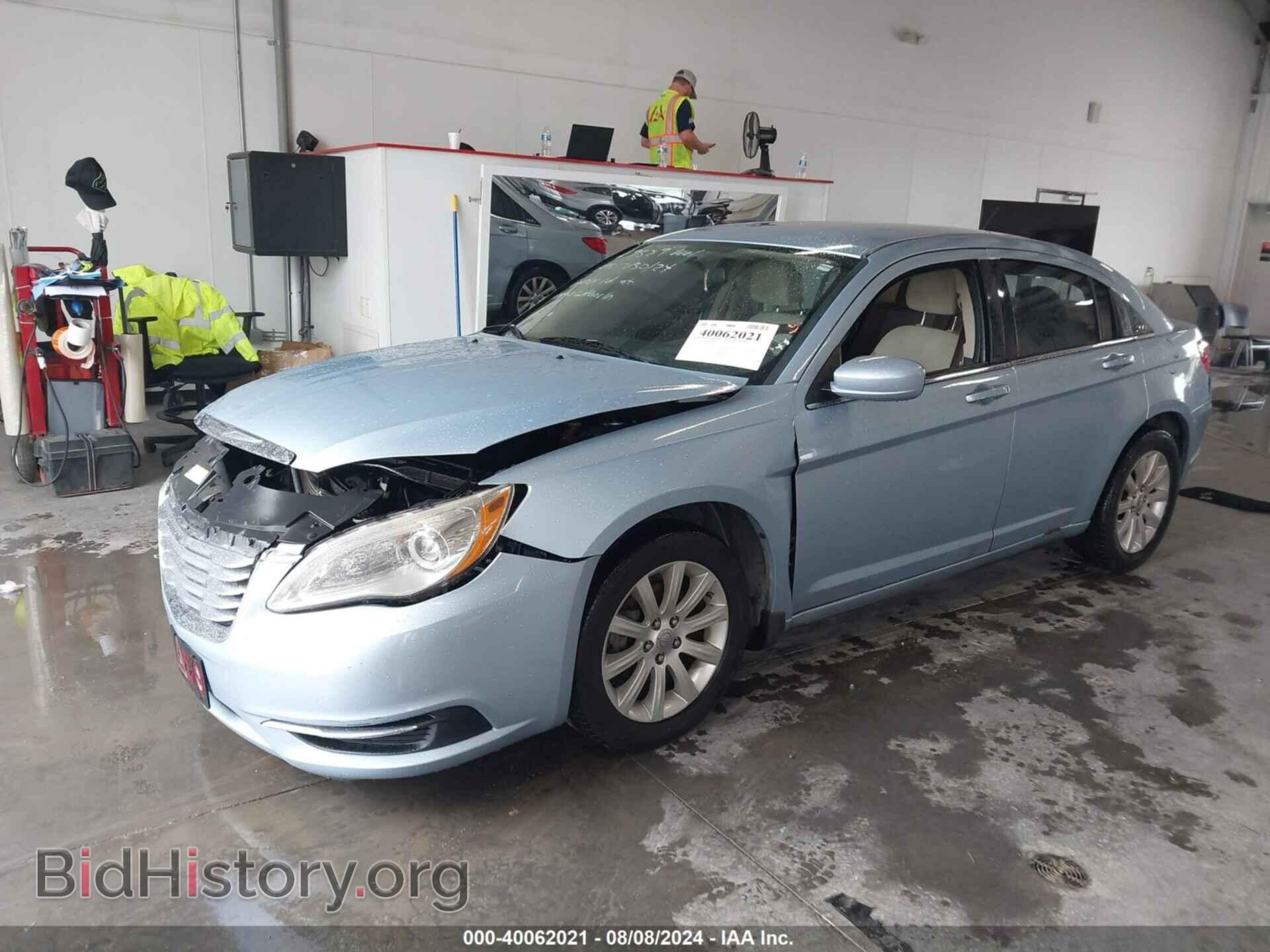 2013 CHRYSLER 200 - VIN: 1C3CCBBB2DN505310 - Photo 2