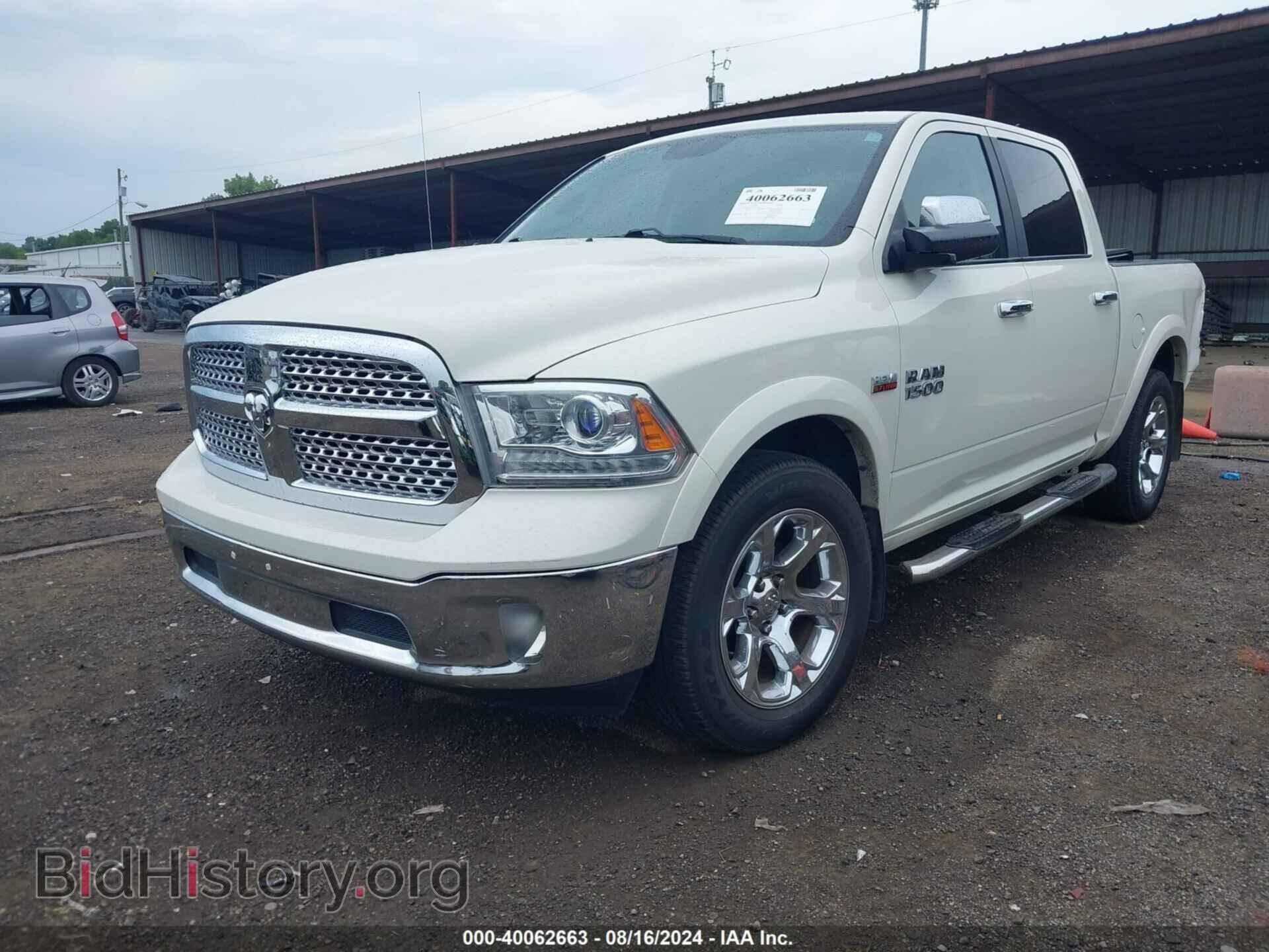 2016 RAM 1500 - VIN: 1C6RR7NT8GS282077 - Фото 2