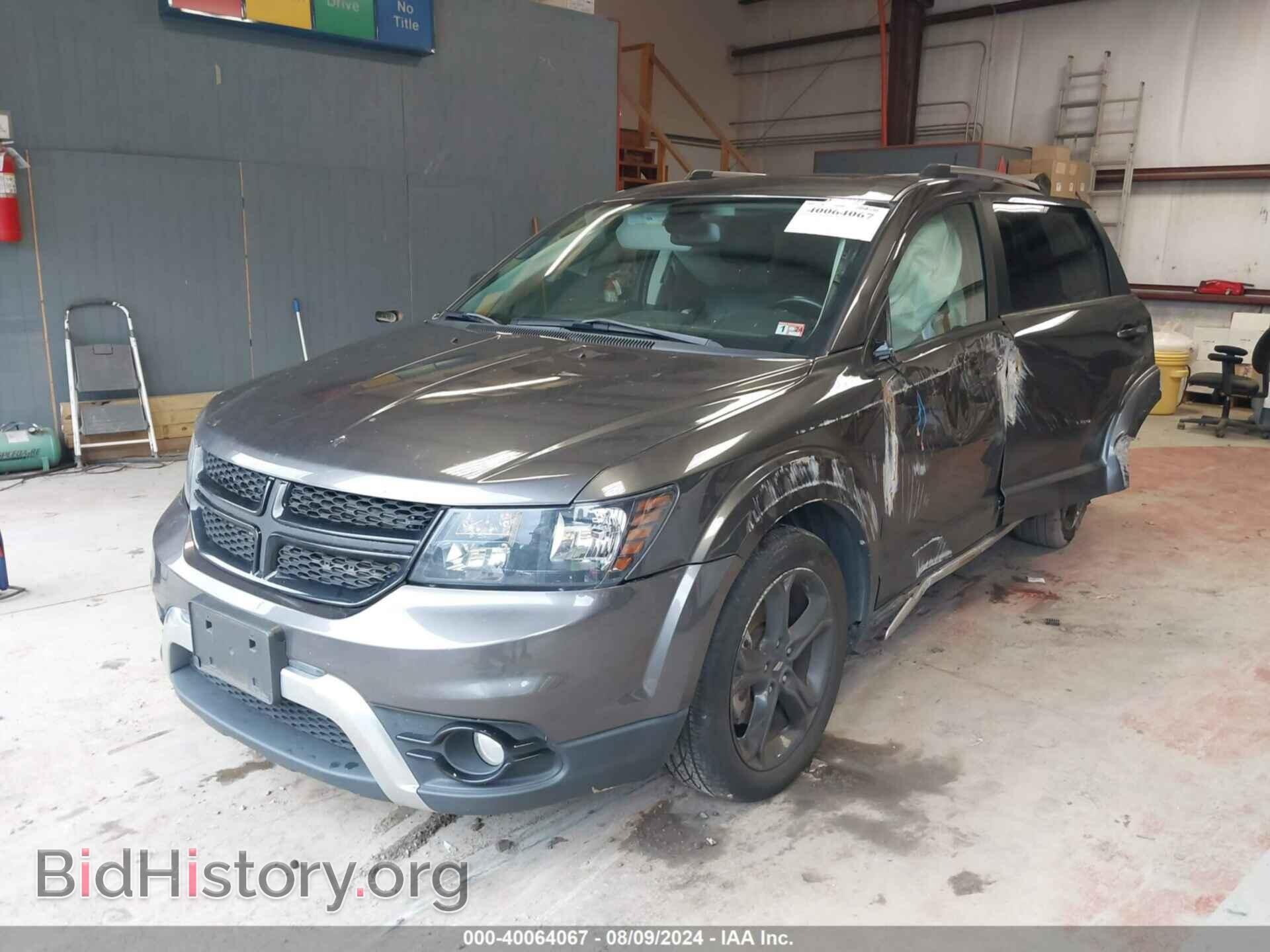 2020 DODGE JOURNEY - VIN: 3C4PDCGB2LT266980 - Фото 2