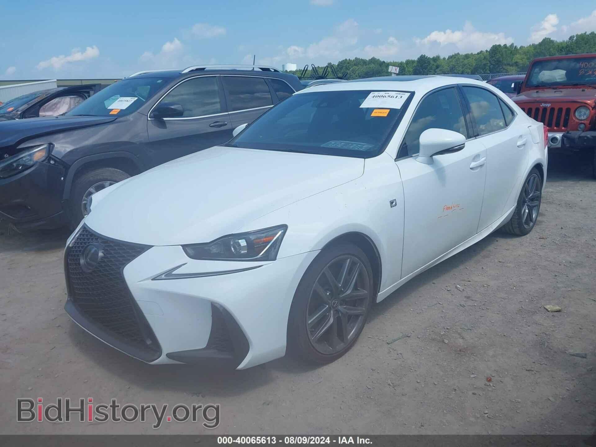 2019 LEXUS IS - VIN: JTHBA1D26K5088600 - Фото 2