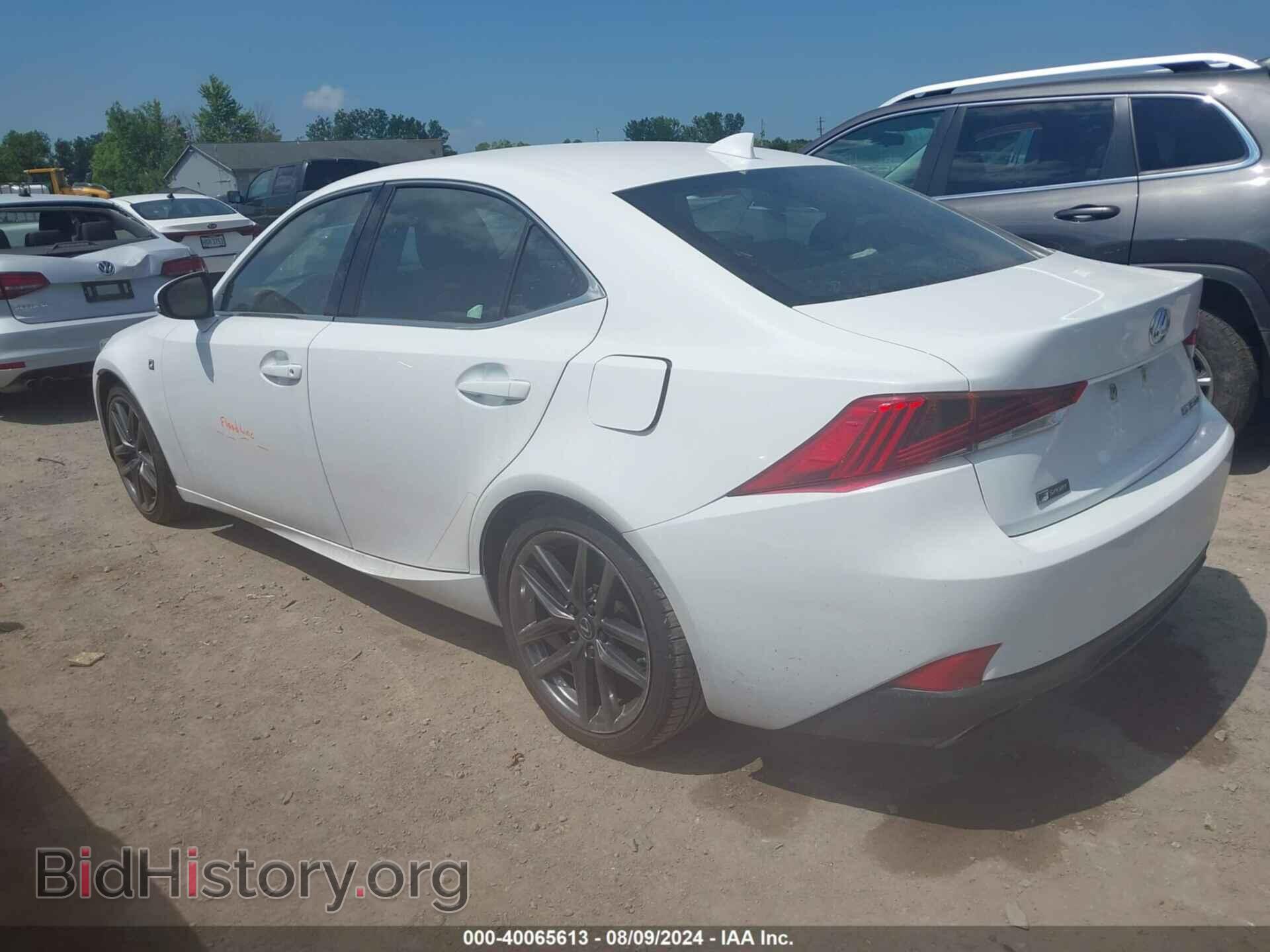 2019 LEXUS IS - VIN: JTHBA1D26K5088600 - Фото 3