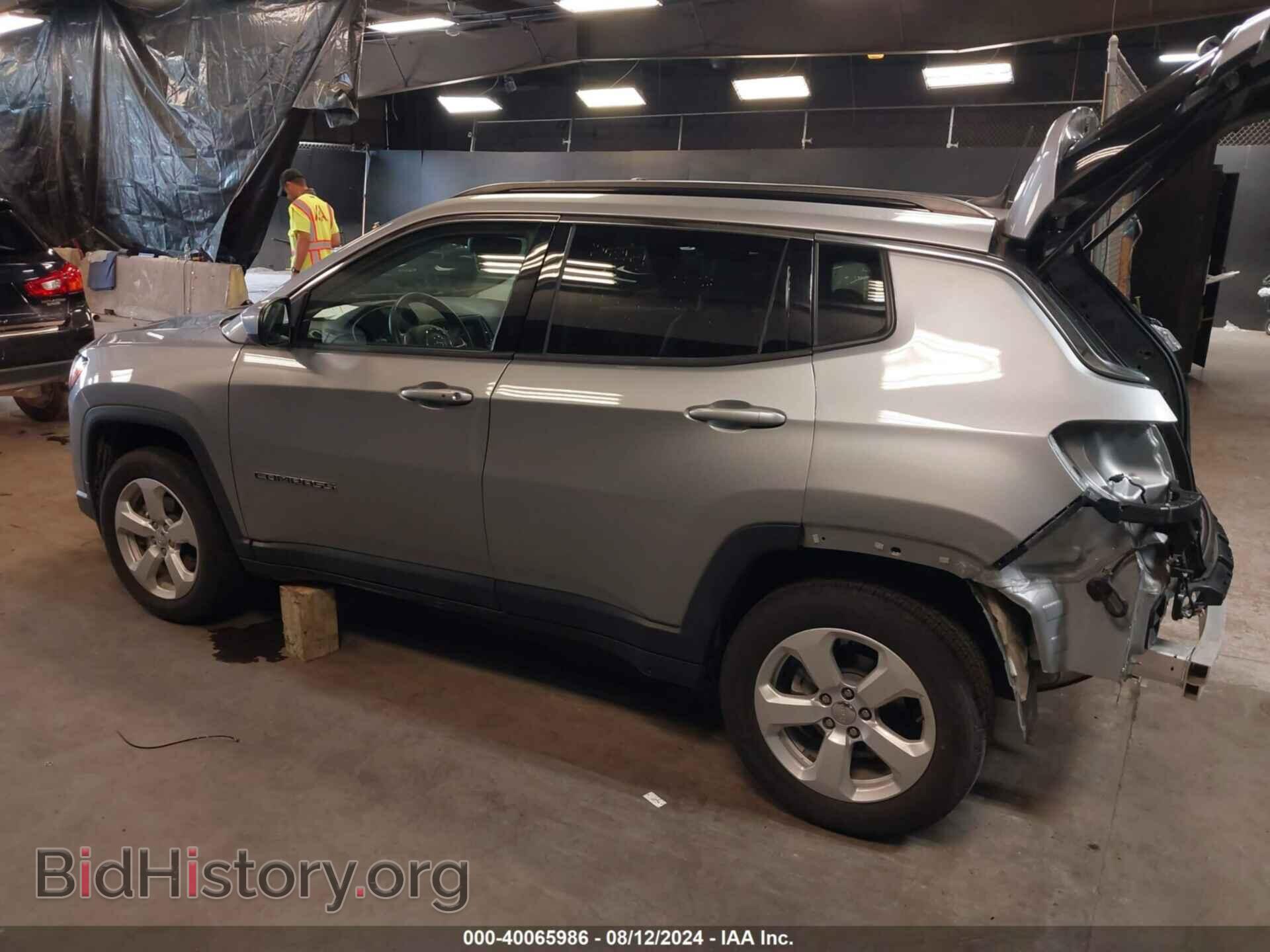 2019 JEEP COMPASS - VIN: 3C4NJDBBXKT696851 - Фото 3