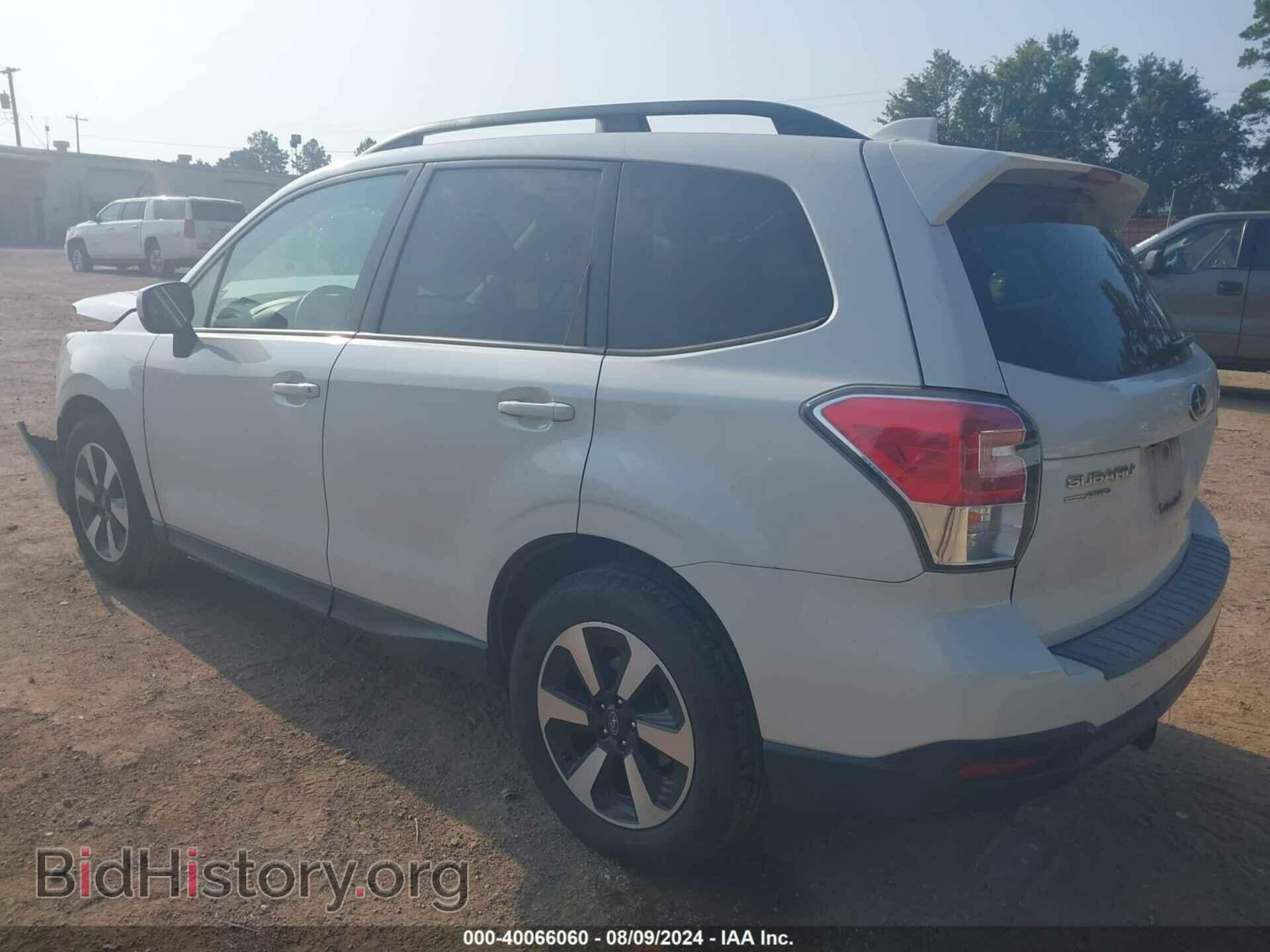 2017 SUBARU FORESTER - VIN: JF2SJADC3HH565079 - Фото 3