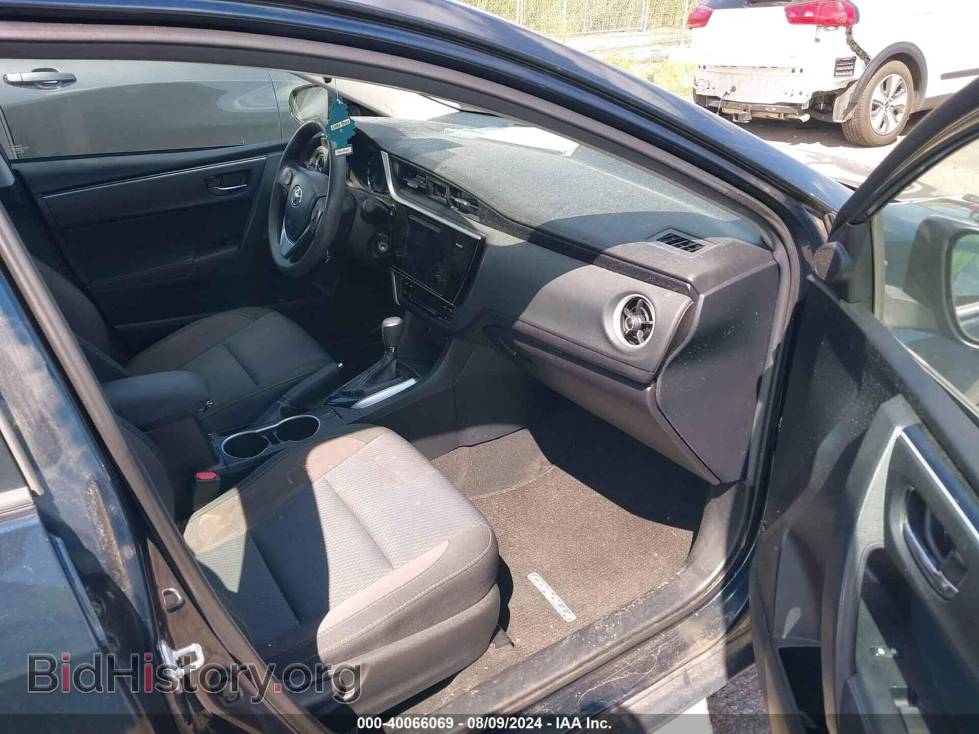 2017 TOYOTA COROLLA - VIN: 2T1BURHEXHC957996 - Фото 5