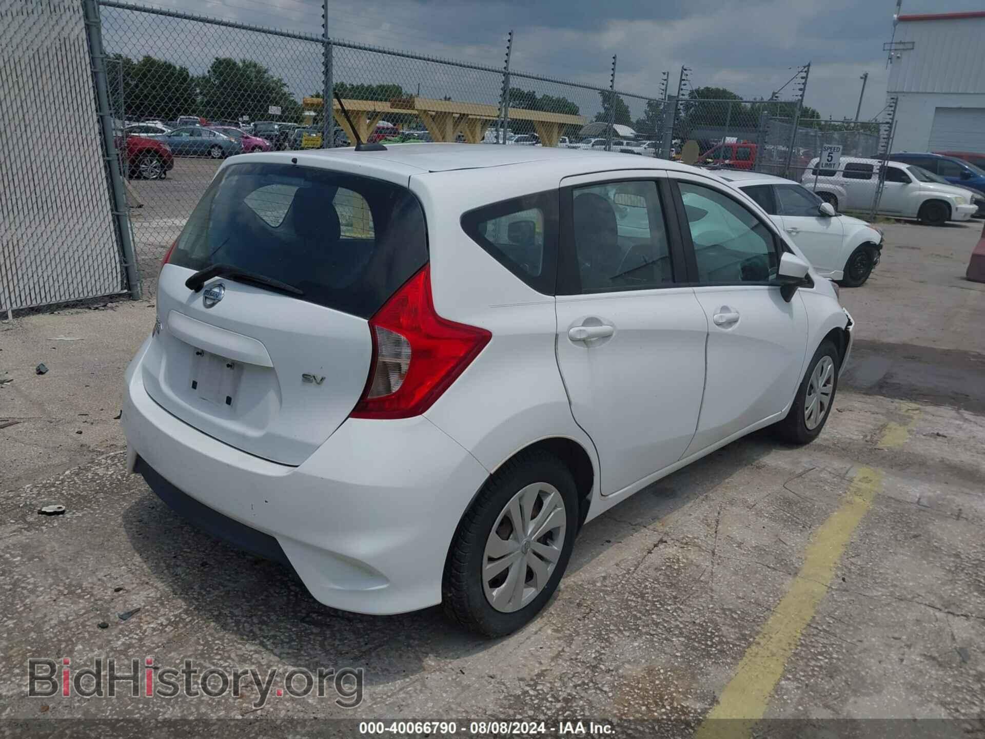 2017 NISSAN VERSA NOTE - VIN: 3N1CE2CPXHL365984 - Photo 4
