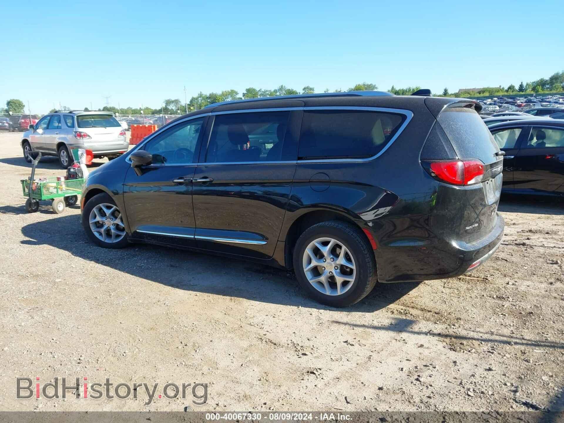 2017 CHRYSLER PACIFICA - VIN: 2C4RC1EG7HR622252 - Фото 3