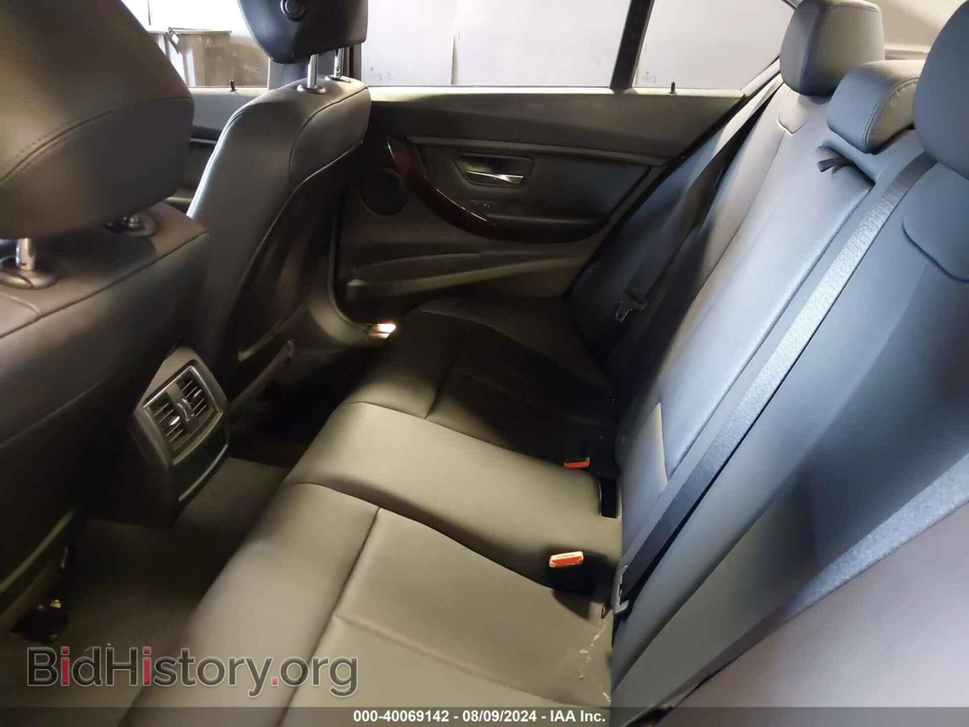 2016 BMW 320I - VIN: WBA8E5G5XGNU19387 - Photo 8