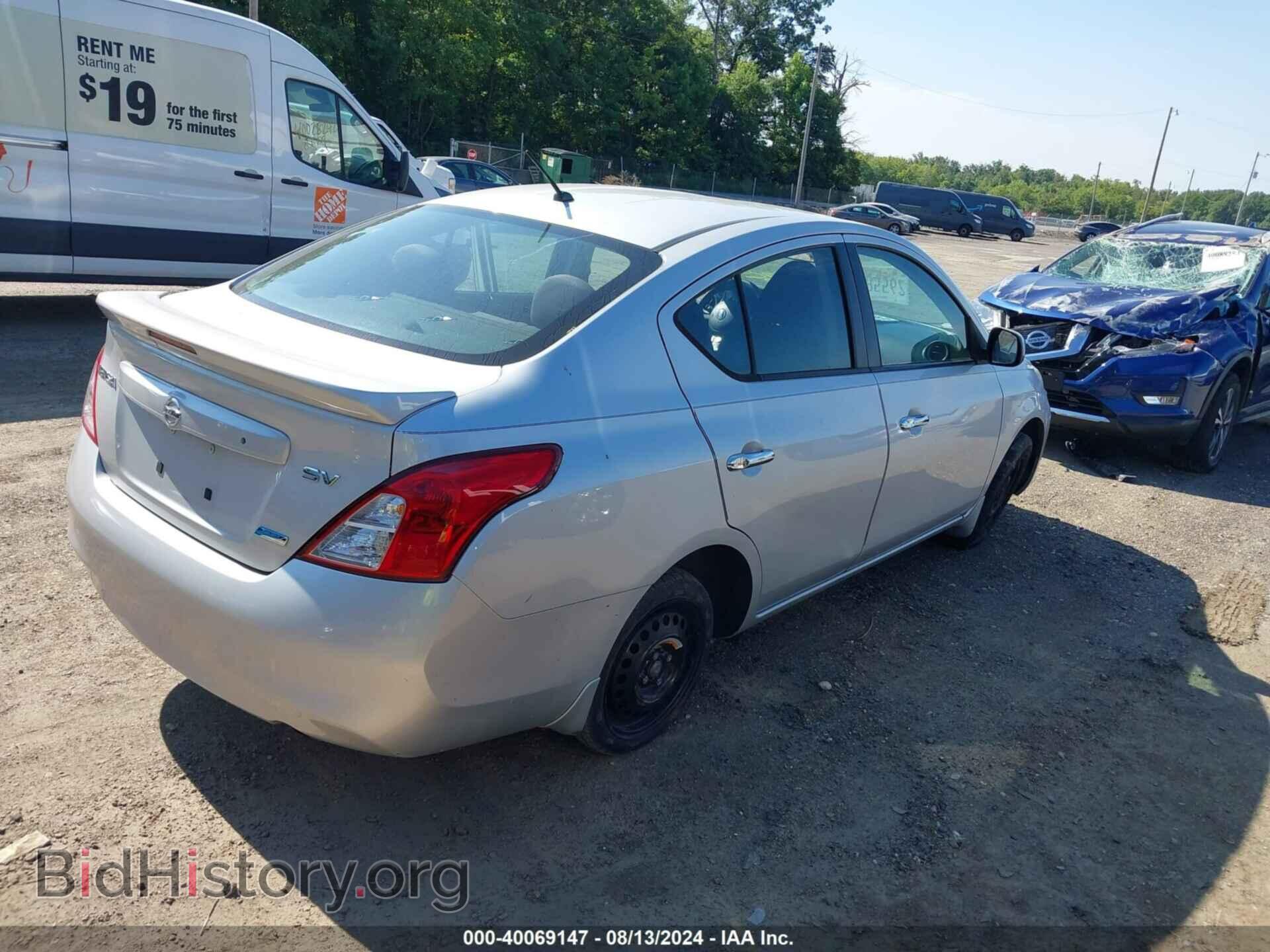 2013 NISSAN VERSA - VIN: 3N1CN7AP1DL868524 - Фото 4