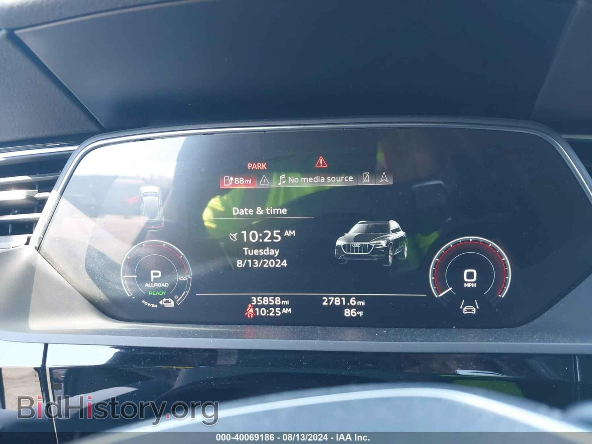 2021 AUDI E-TRON - VIN: WA1AAAGE9MB007994 - Photo 7