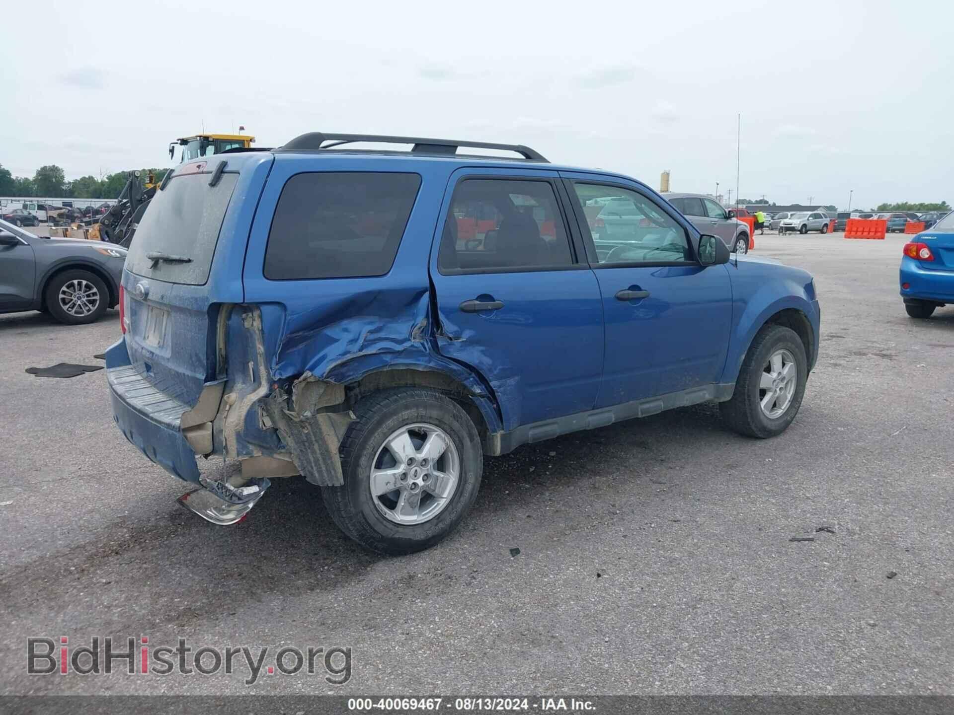 2010 FORD ESCAPE - VIN: 1FMCU0D70AKA34174 - Фото 4