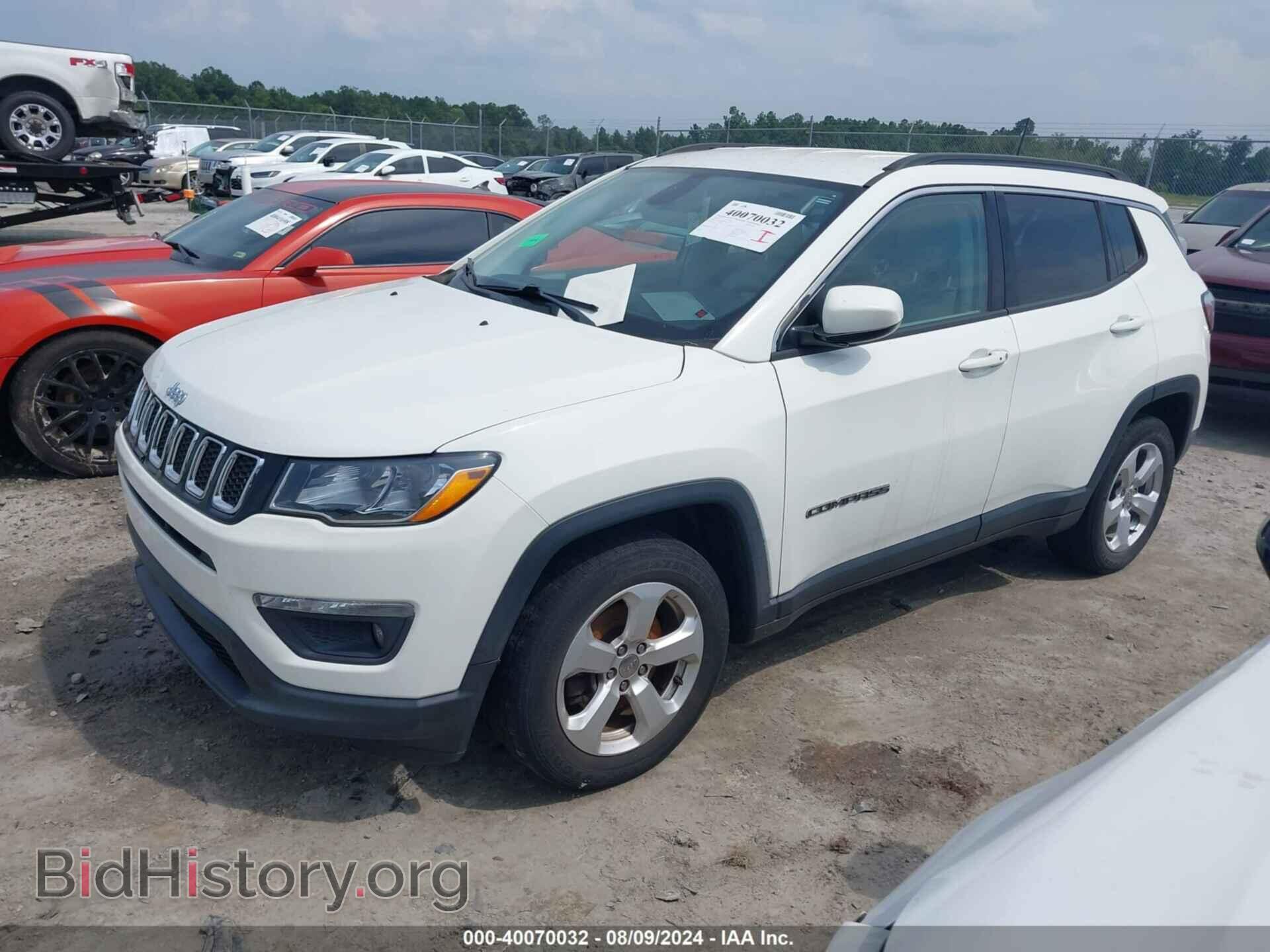 2018 JEEP COMPASS - VIN: 3C4NJCBB8JT193330 - Фото 2