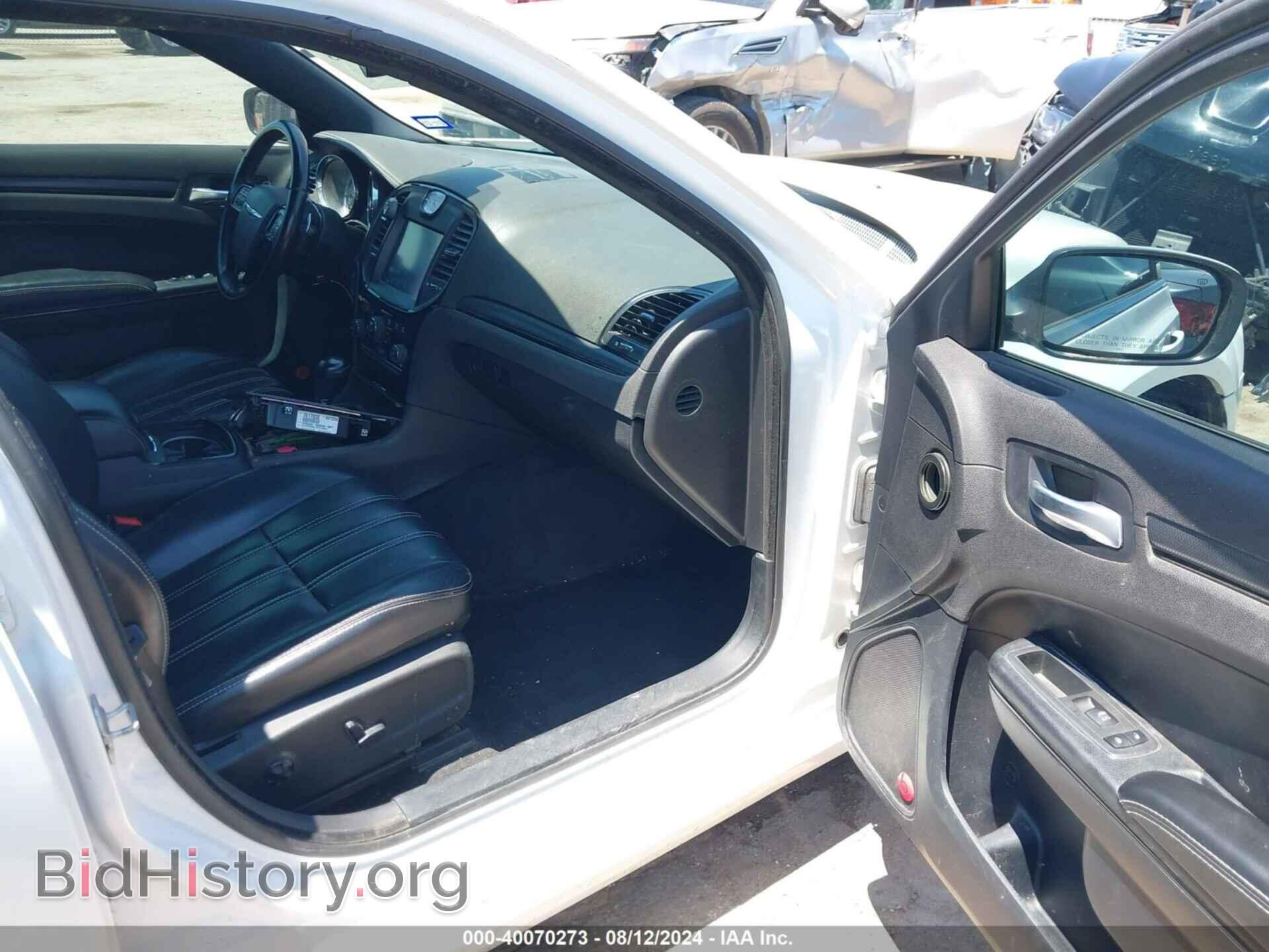 2013 CHRYSLER 300 - VIN: 2C3CCABT4DH712258 - Фото 5