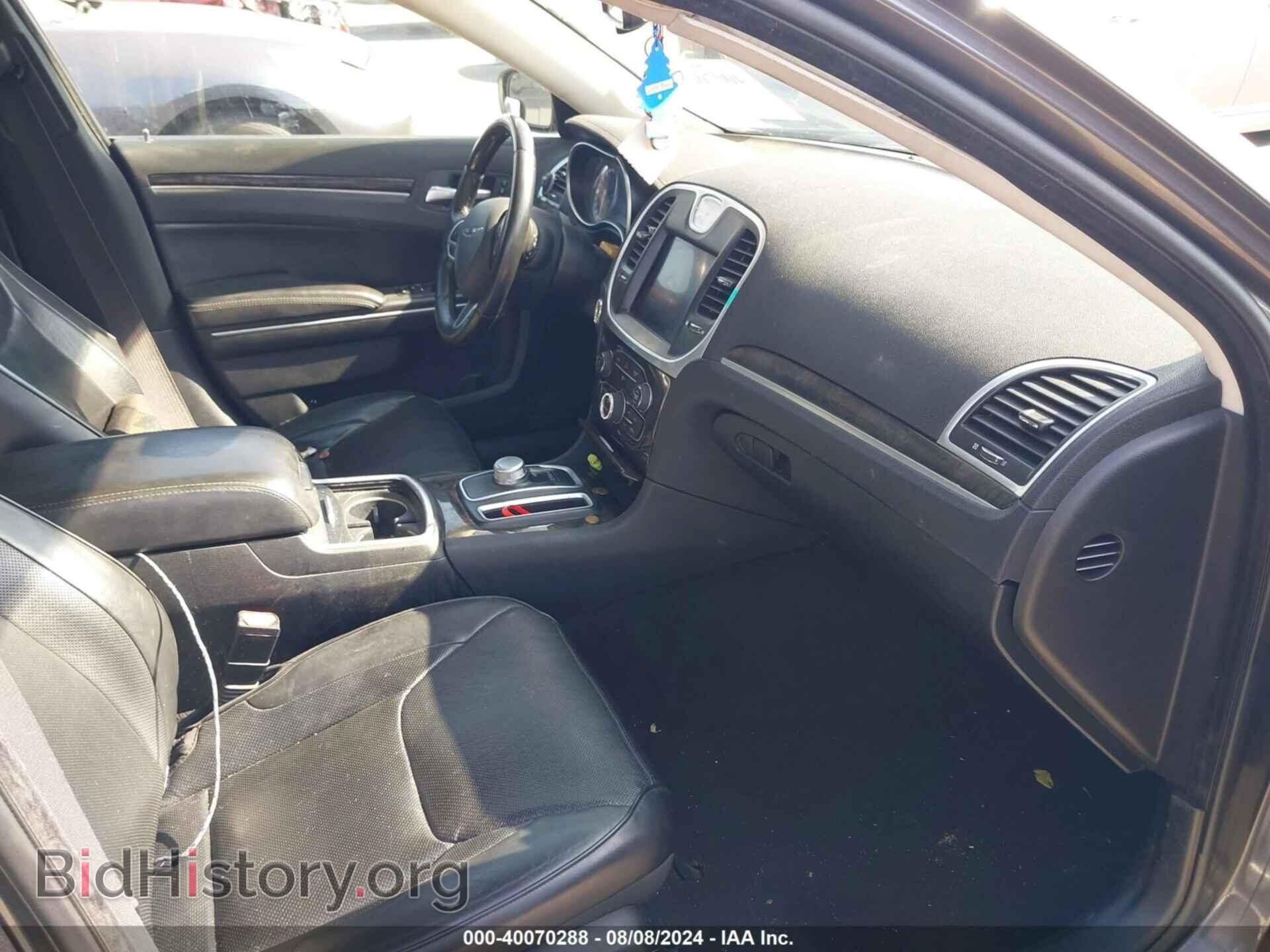 2019 CHRYSLER 300 - VIN: 2C3CCAEG1KH577574 - Фото 5