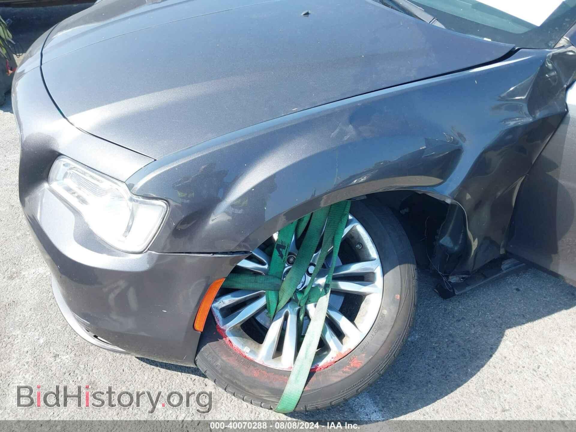 2019 CHRYSLER 300 - VIN: 2C3CCAEG1KH577574 - Фото 6