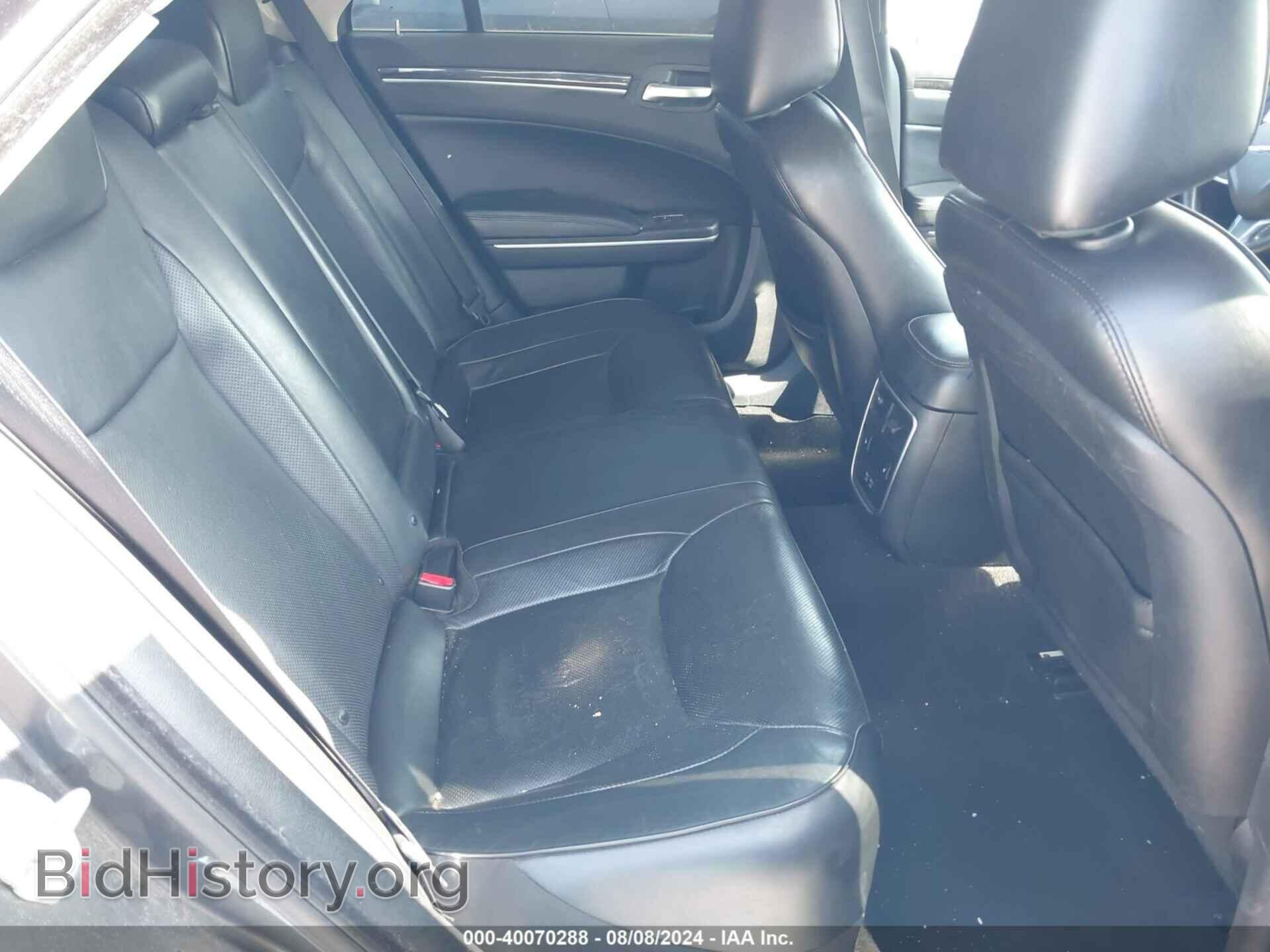 2019 CHRYSLER 300 - VIN: 2C3CCAEG1KH577574 - Фото 8