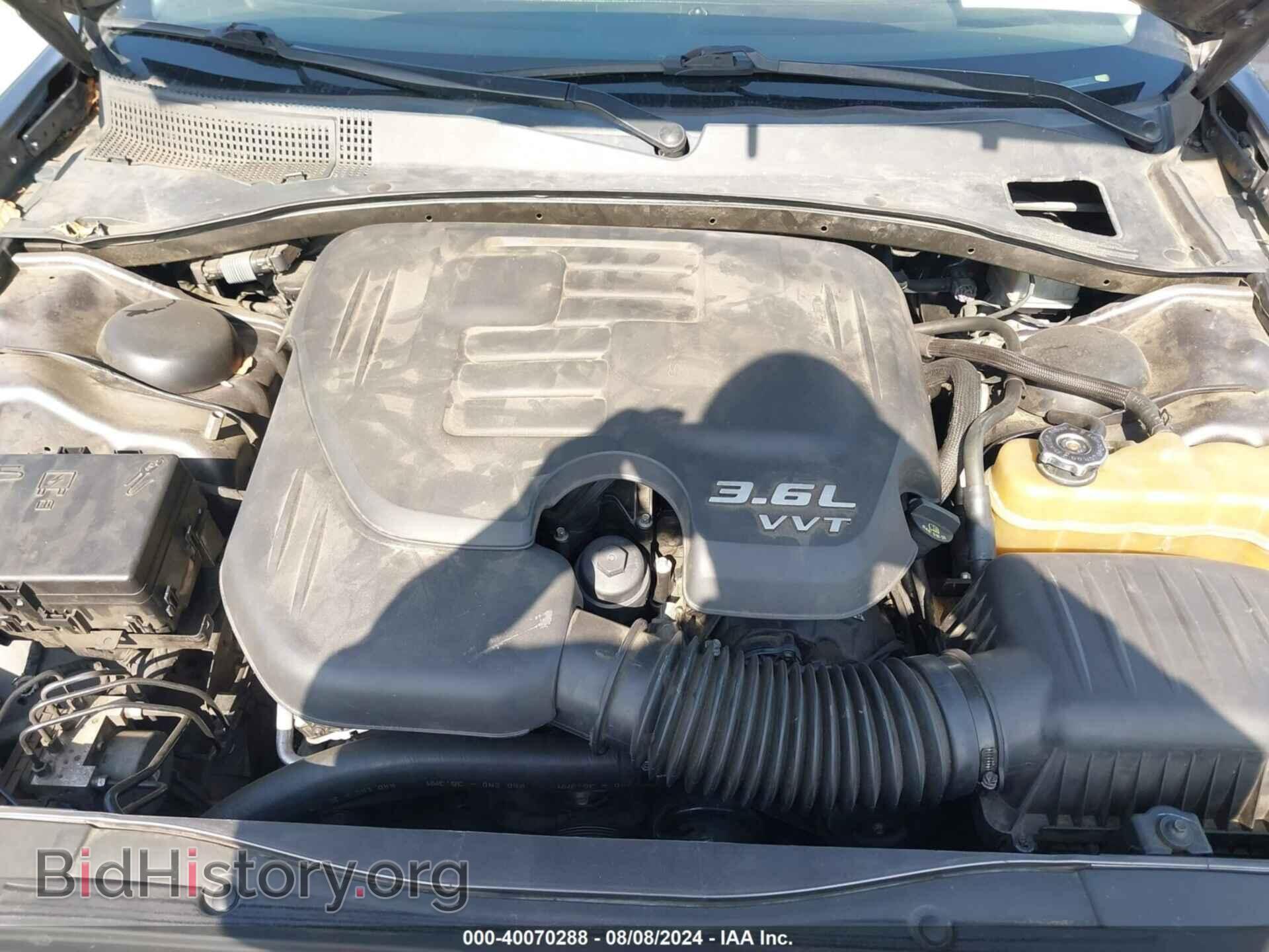 2019 CHRYSLER 300 - VIN: 2C3CCAEG1KH577574 - Фото 10
