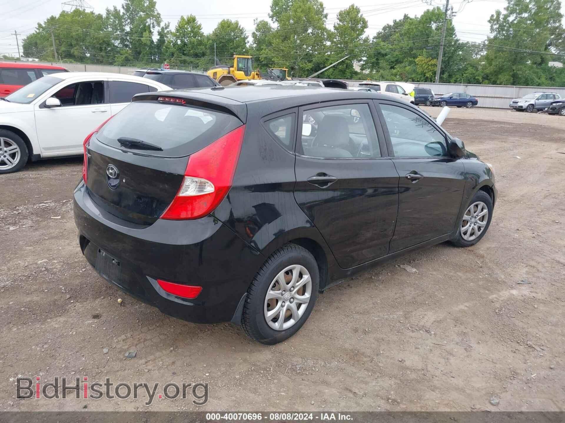 2013 HYUNDAI ACCENT - VIN: KMHCT5AE0DU113064 - Фото 4