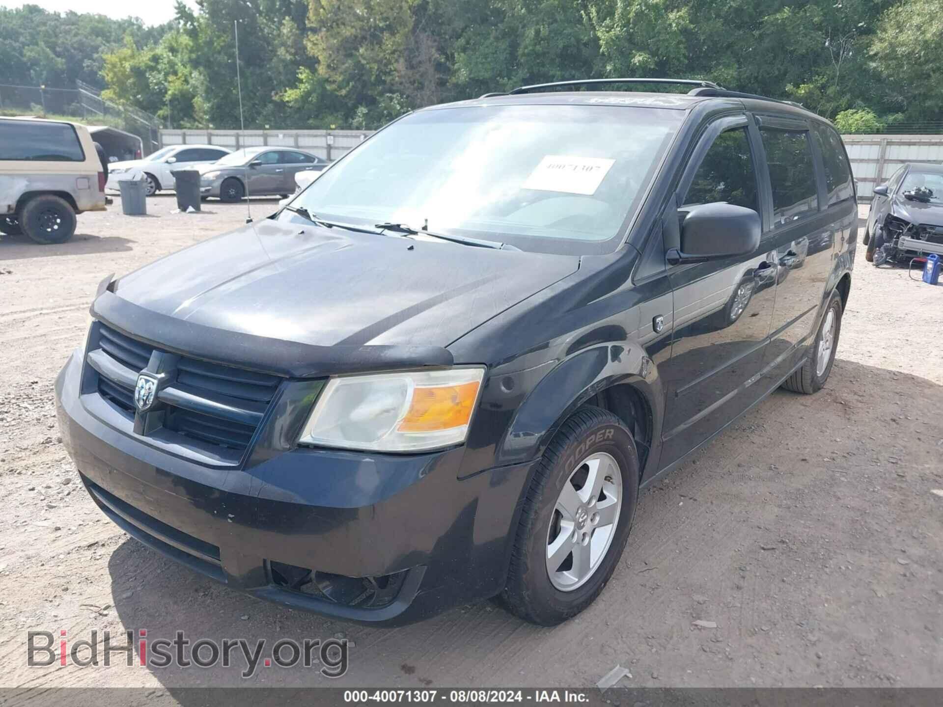 2010 DODGE GRAND CARAVAN - VIN: 2D4RN3D11AR487930 - Фото 2