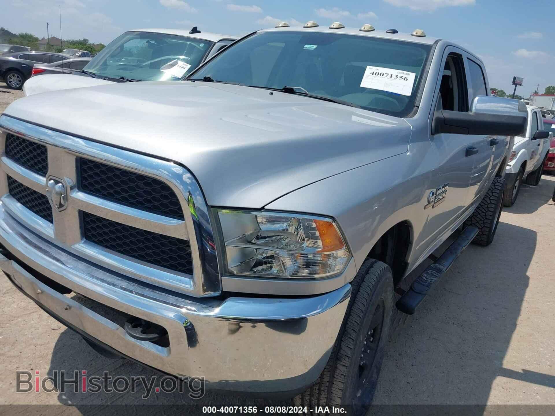 2016 RAM 2500 - VIN: 3C6UR5CLXGG324855 - Фото 2