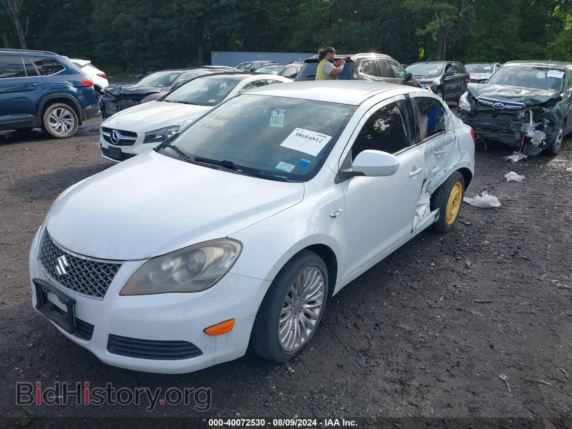 2011 SUZUKI KIZASHI - VIN: JS2RF9A33B6110758 - Photo 2