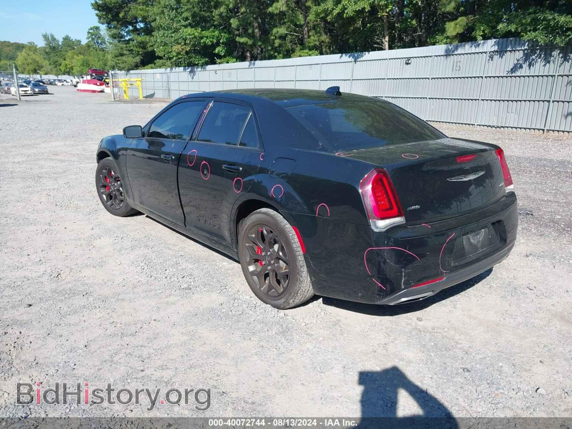 2019 CHRYSLER 300 - VIN: 2C3CCAGG5KH651480 - Фото 3