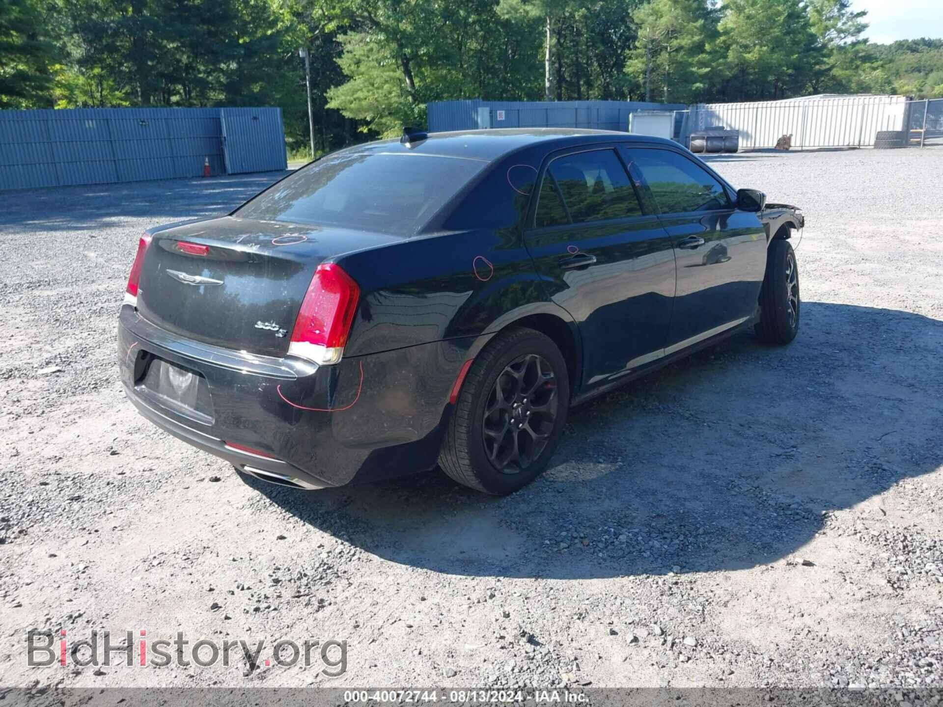 2019 CHRYSLER 300 - VIN: 2C3CCAGG5KH651480 - Фото 4