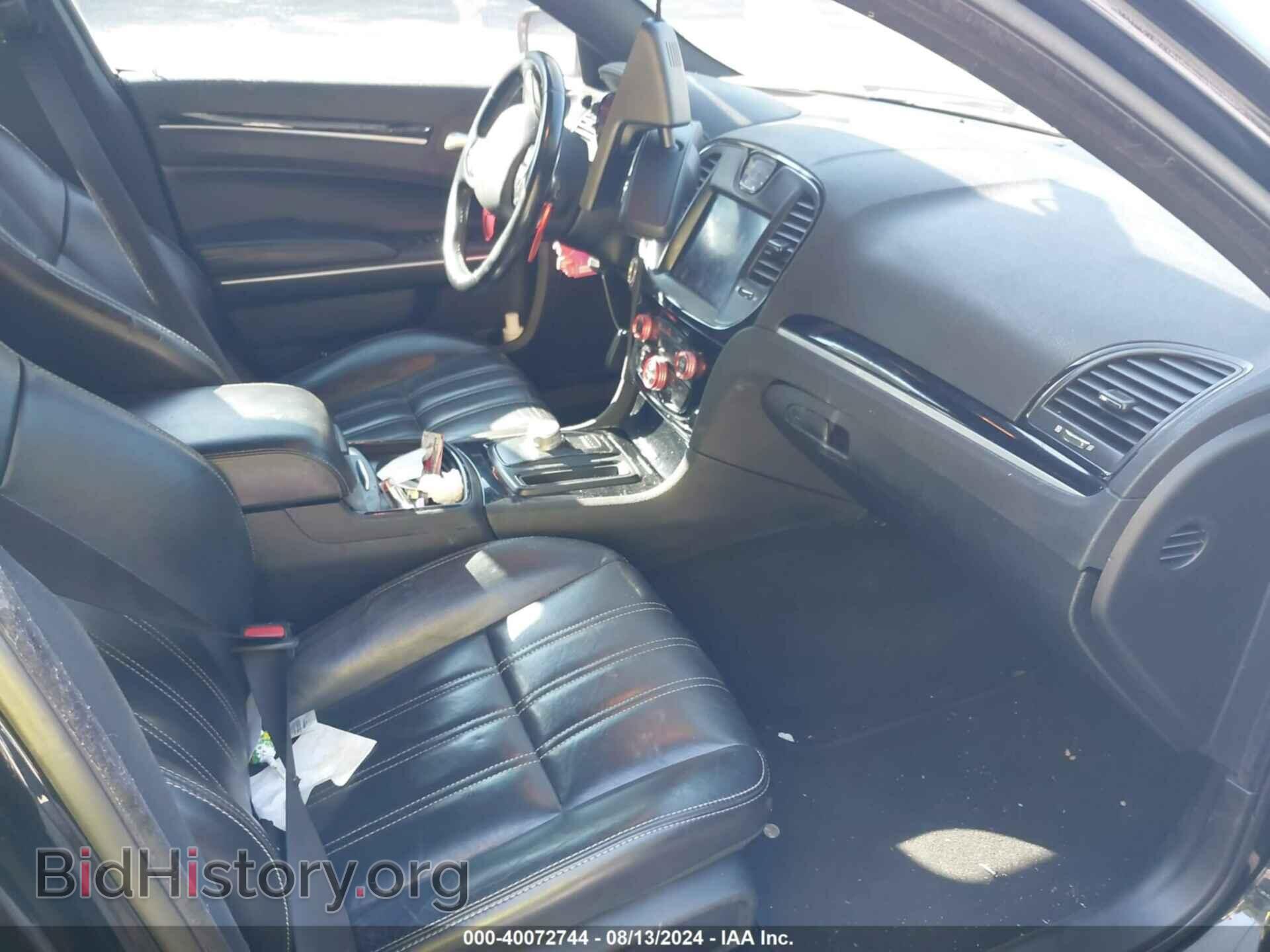 2019 CHRYSLER 300 - VIN: 2C3CCAGG5KH651480 - Фото 5