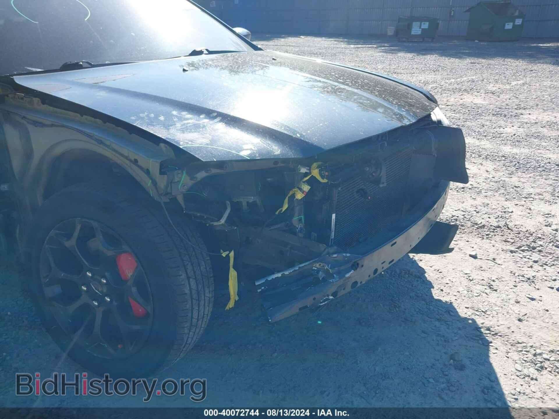 2019 CHRYSLER 300 - VIN: 2C3CCAGG5KH651480 - Фото 6