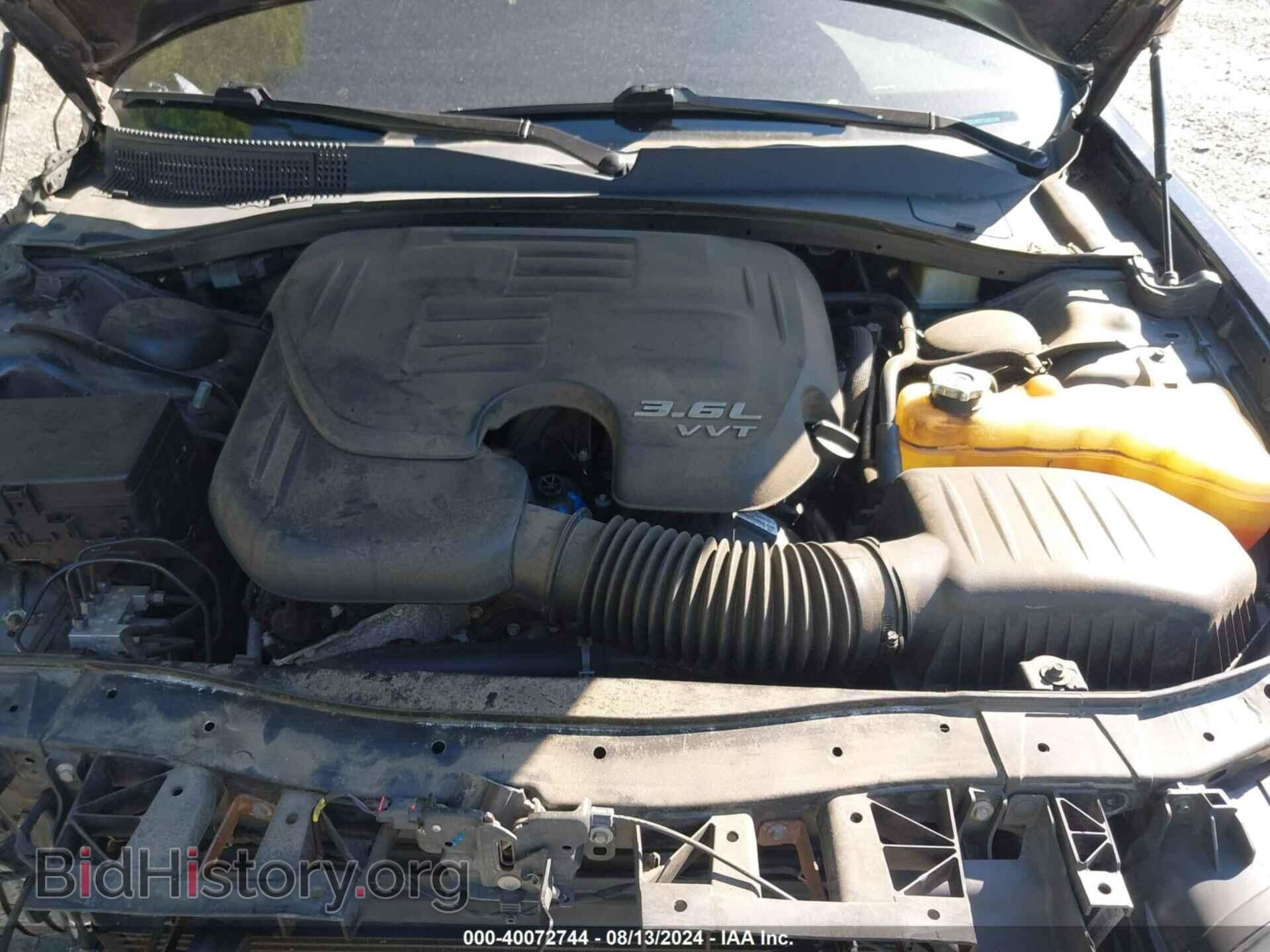 2019 CHRYSLER 300 - VIN: 2C3CCAGG5KH651480 - Фото 10
