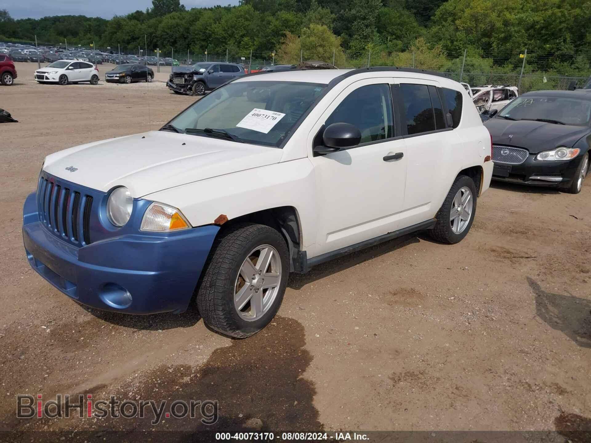 2007 JEEP COMPASS - VIN: 1J8FT47WX7D363582 - Фото 2