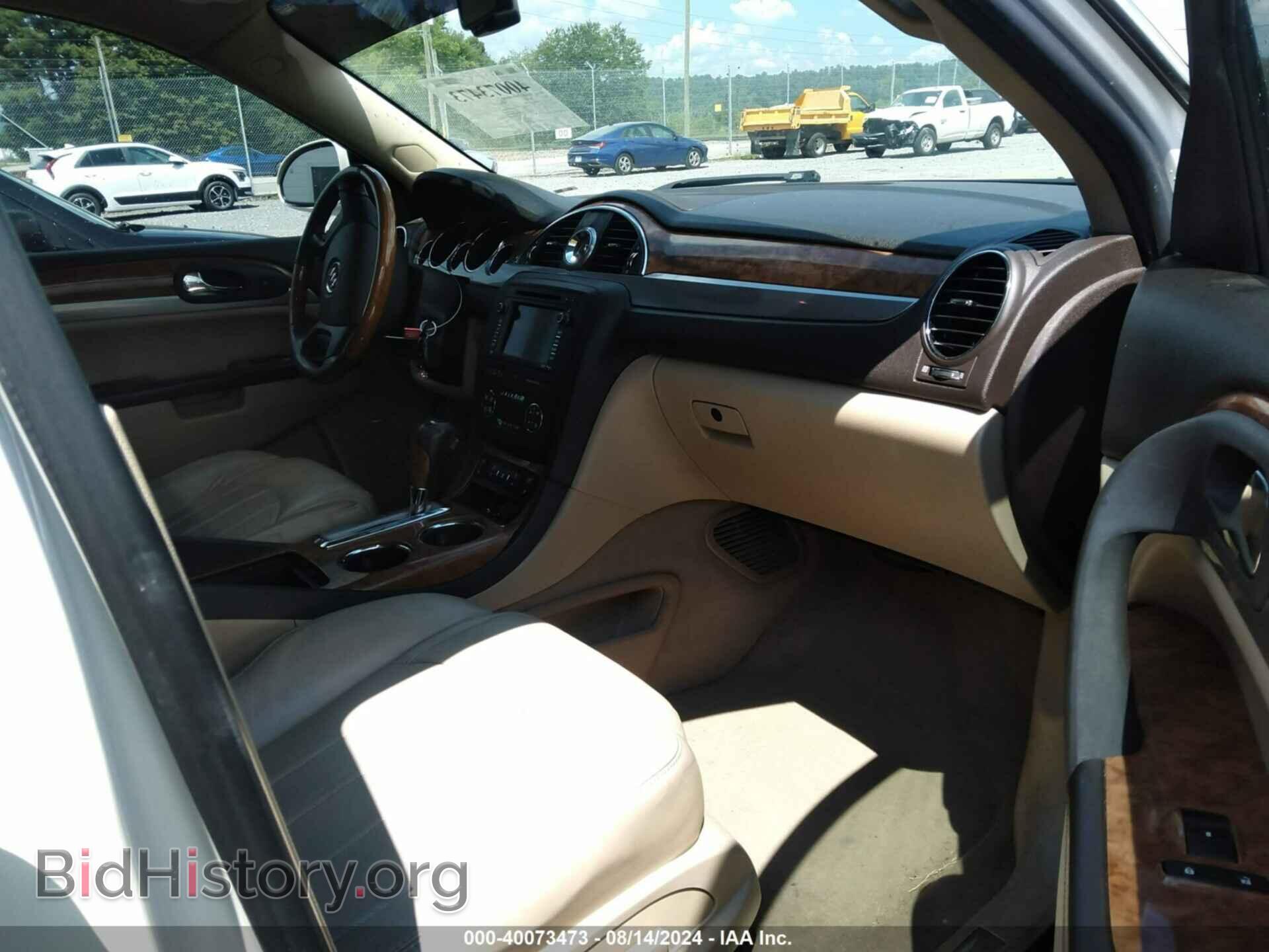 2011 BUICK ENCLAVE - VIN: 5GAKRCED6BJ251406 - Фото 4
