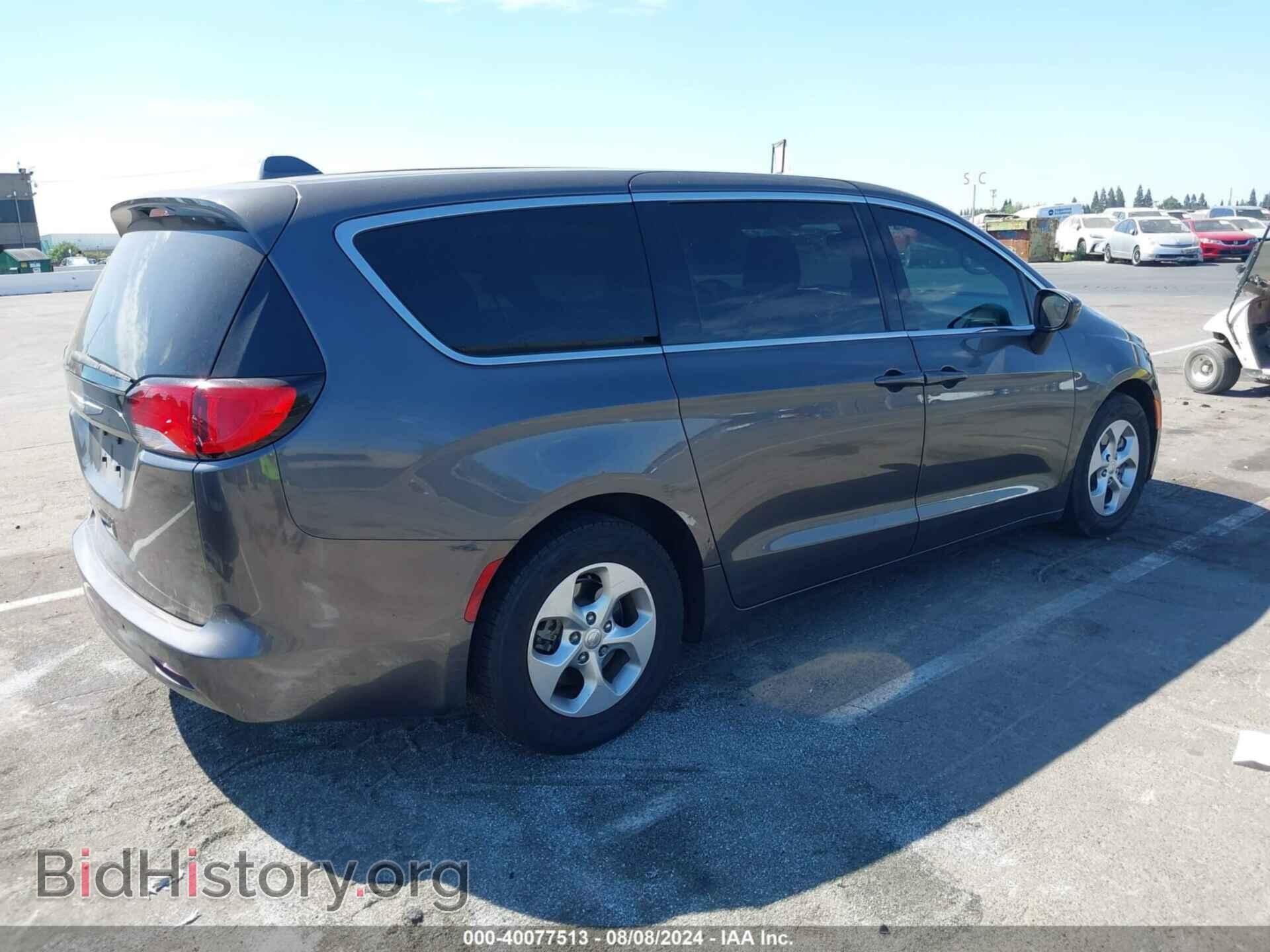 2017 CHRYSLER PACIFICA - VIN: 2C4RC1CG0HR609412 - Photo 4