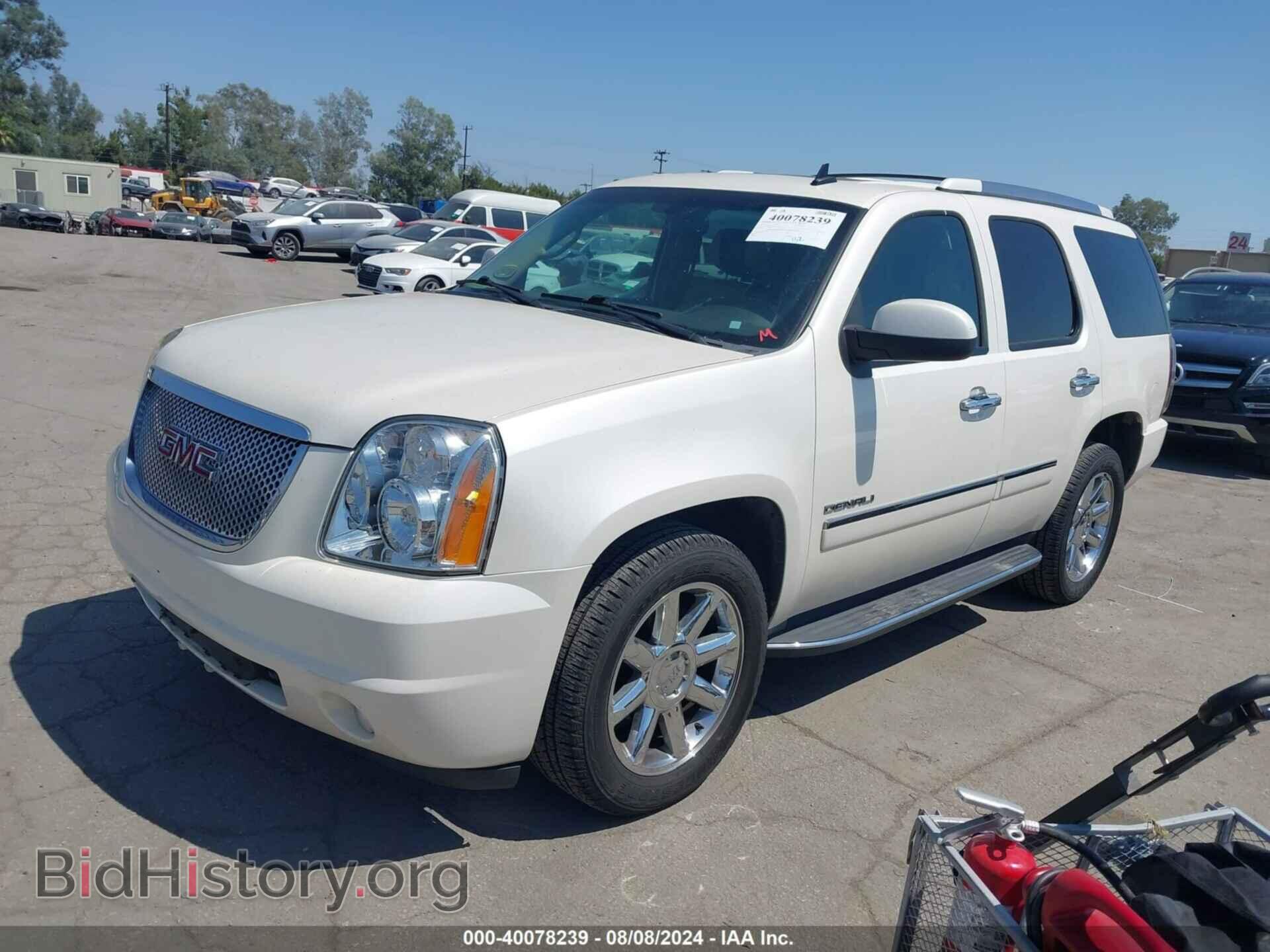 2011 GMC YUKON - VIN: 1GKS2EEF9BR128527 - Фото 2
