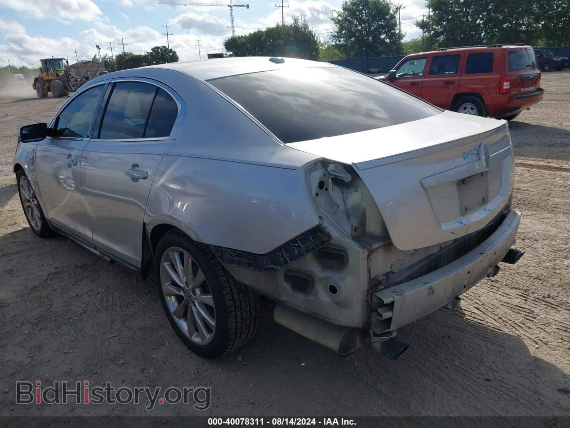 2011 LINCOLN MKS - VIN: 1LNHL9FT5BG609476 - Фото 3