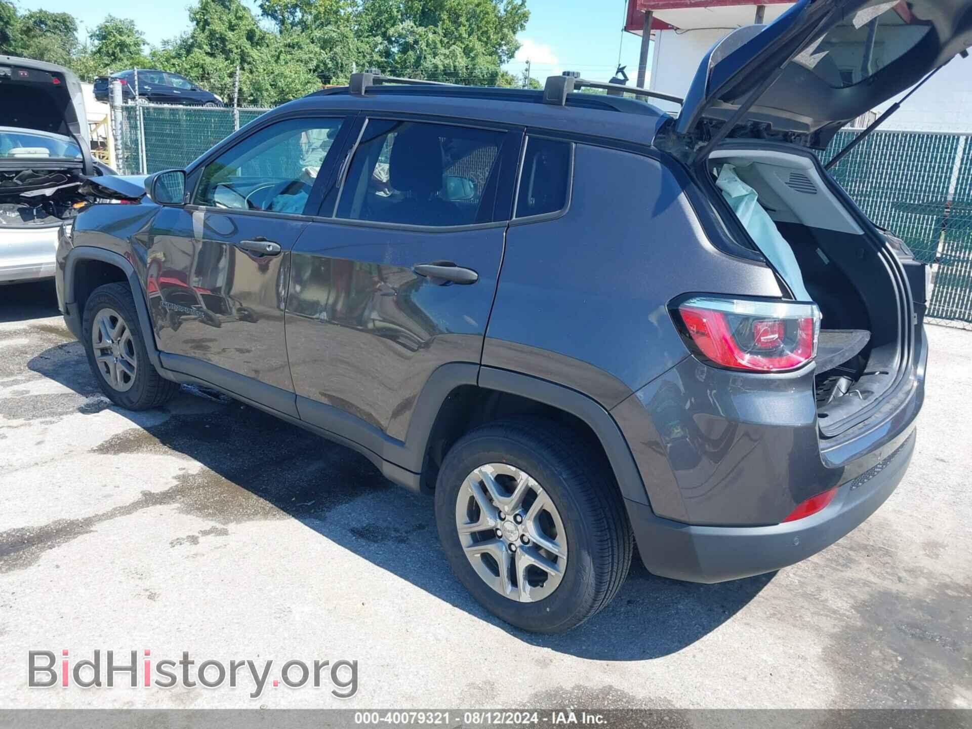 2018 JEEP COMPASS - VIN: 3C4NJDAB1JT201615 - Фото 3