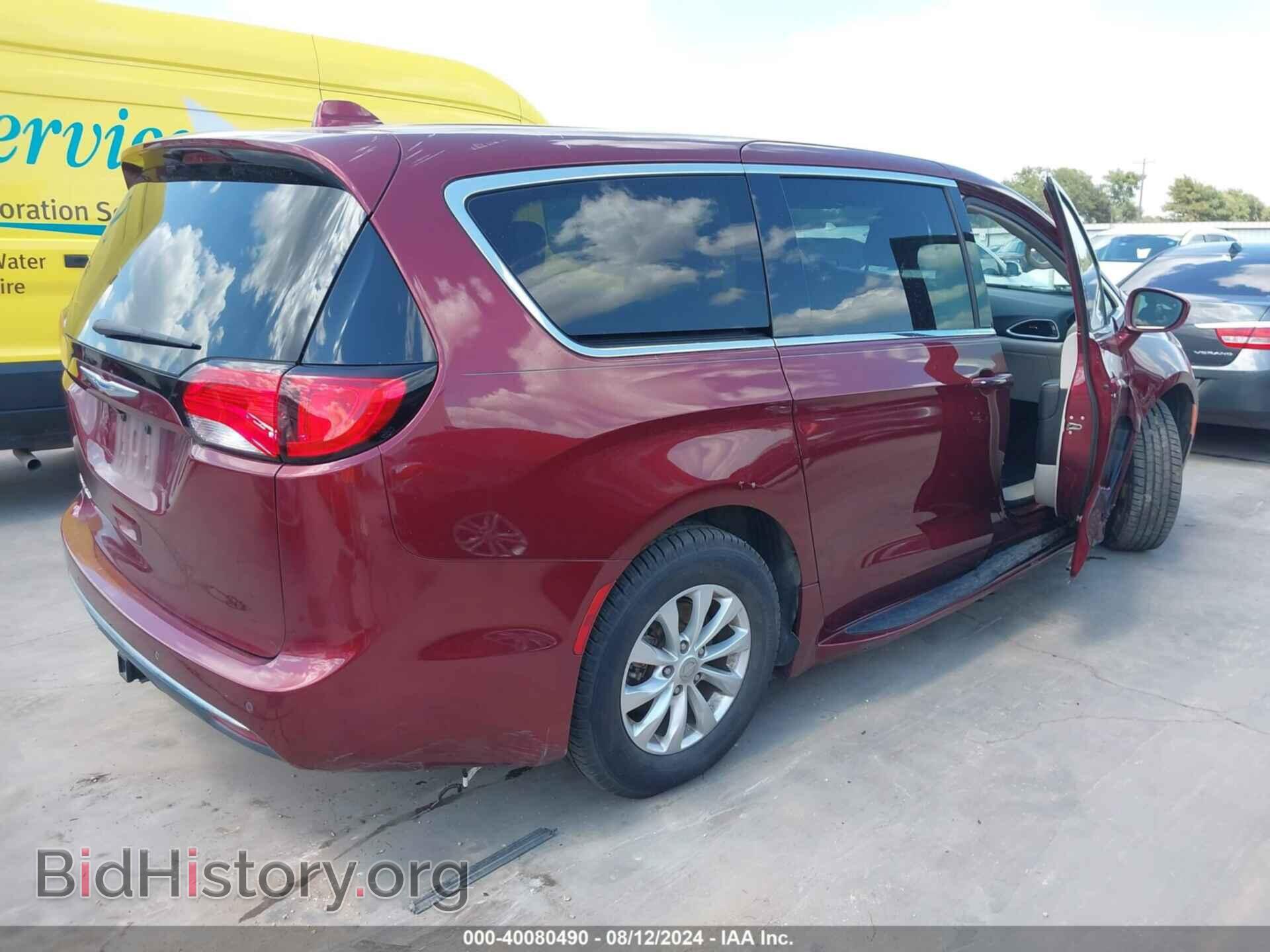 2018 CHRYSLER PACIFICA - VIN: 2C4RC1FGXJR280235 - Фото 4