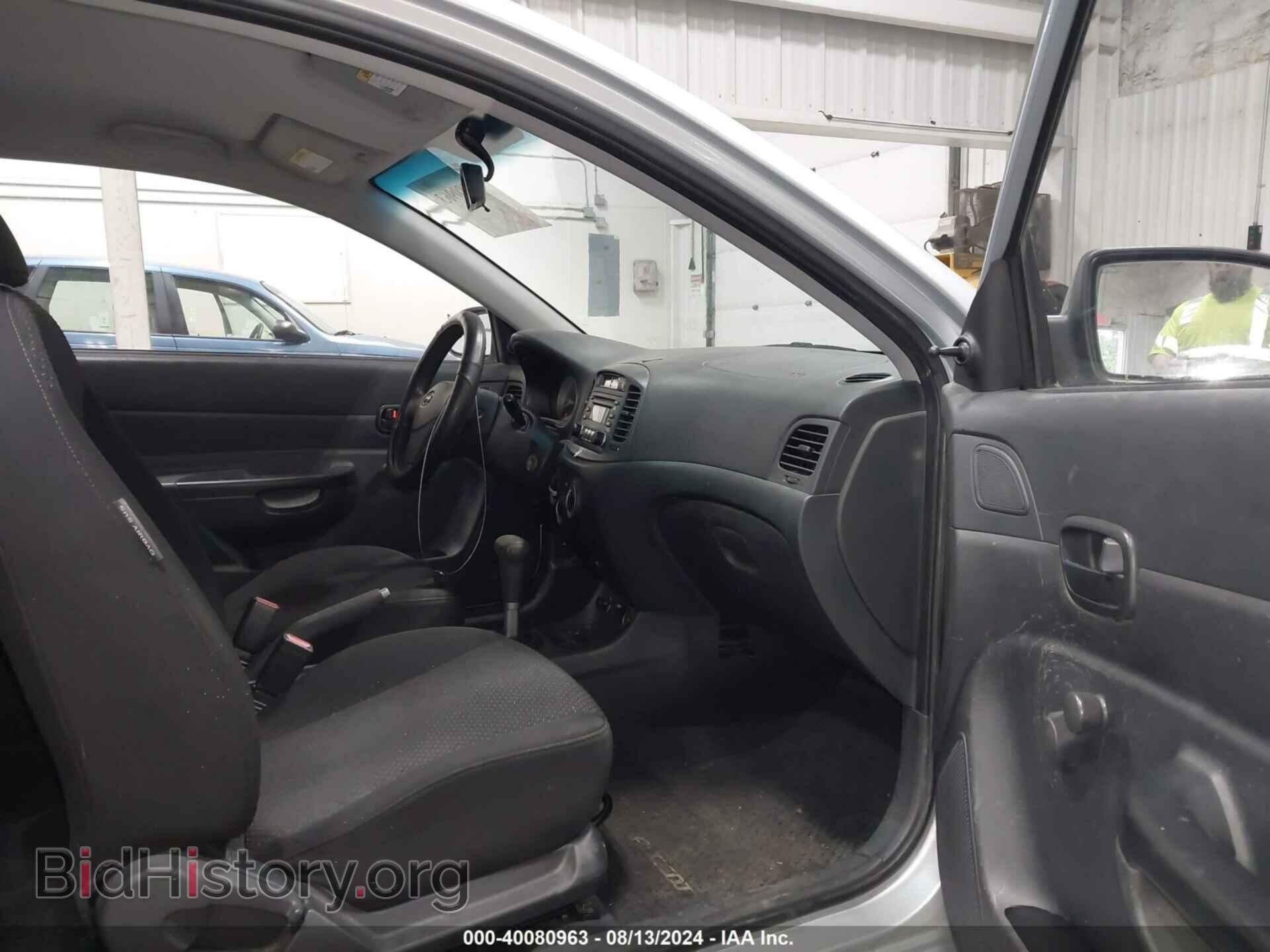 2007 HYUNDAI ACCENT - VIN: KMHCM36C57U032140 - Фото 5