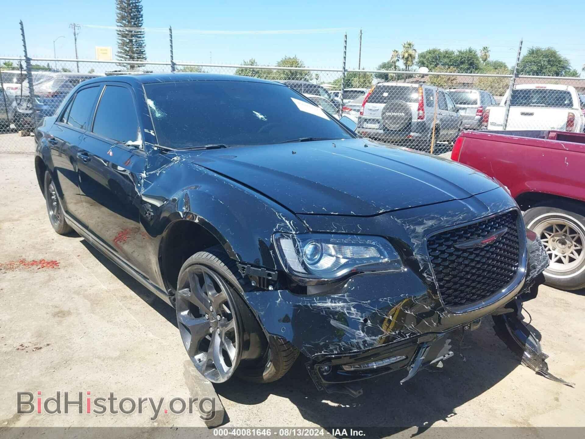 Фотография 2C3CCABT4PH706626 - CHRYSLER 300 2023